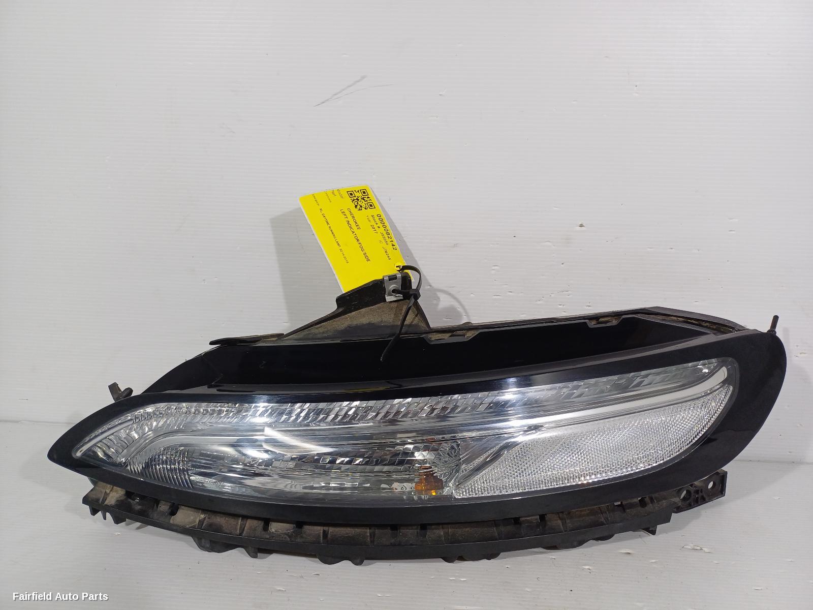 2014-2018 Jeep Cherokee Left Indicator Fog Side