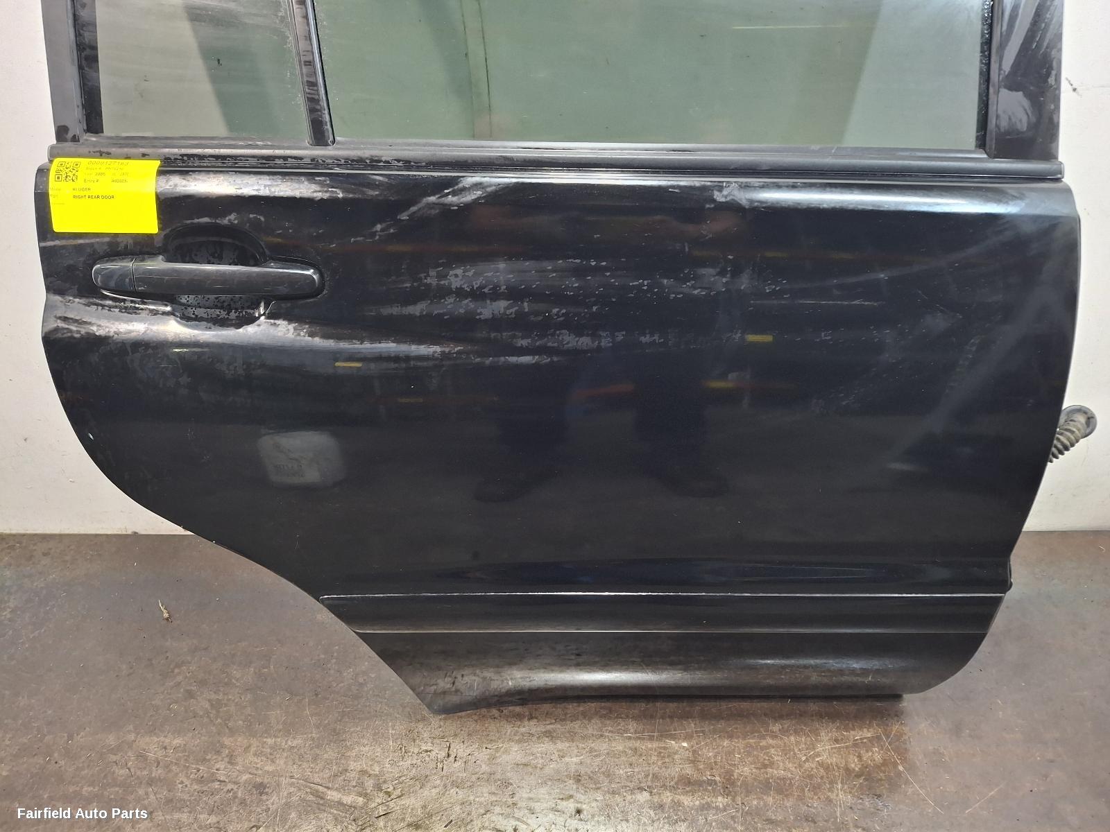 2001-2007 Toyota Kluger Right Rear Door Sliding