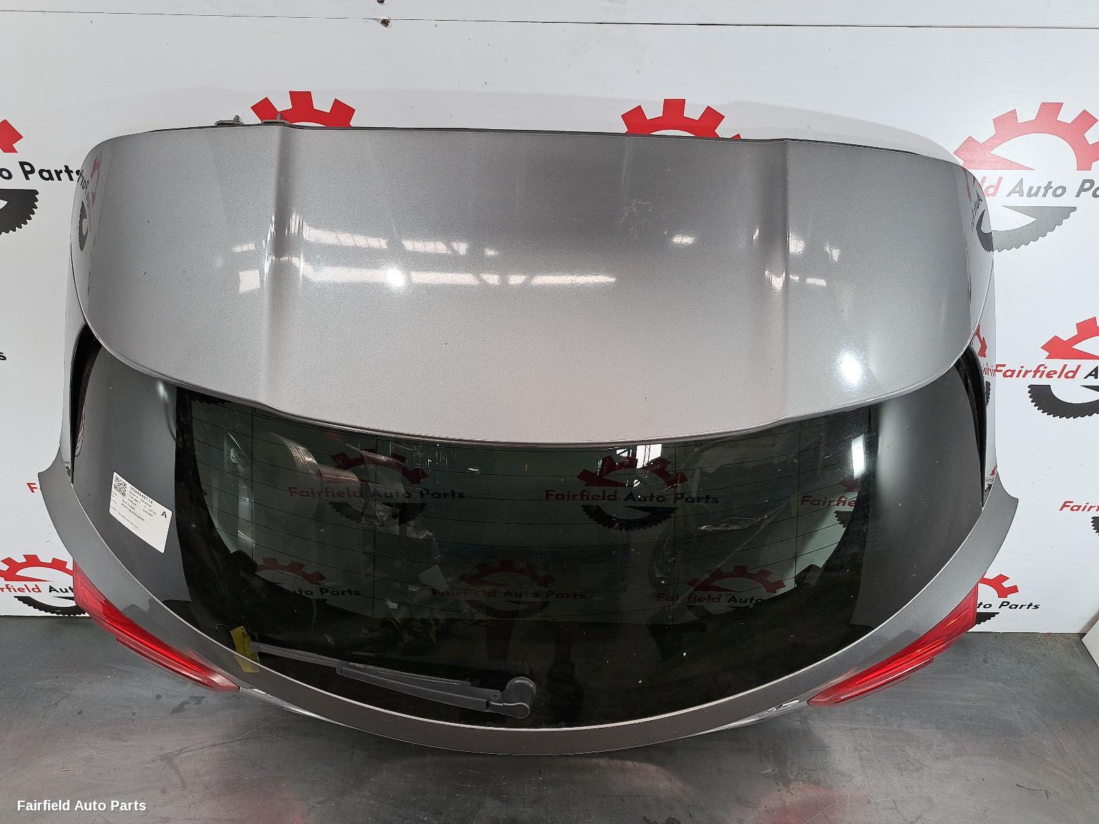 2017-2020 Mercedes Gla Class Bootlid Tailgate