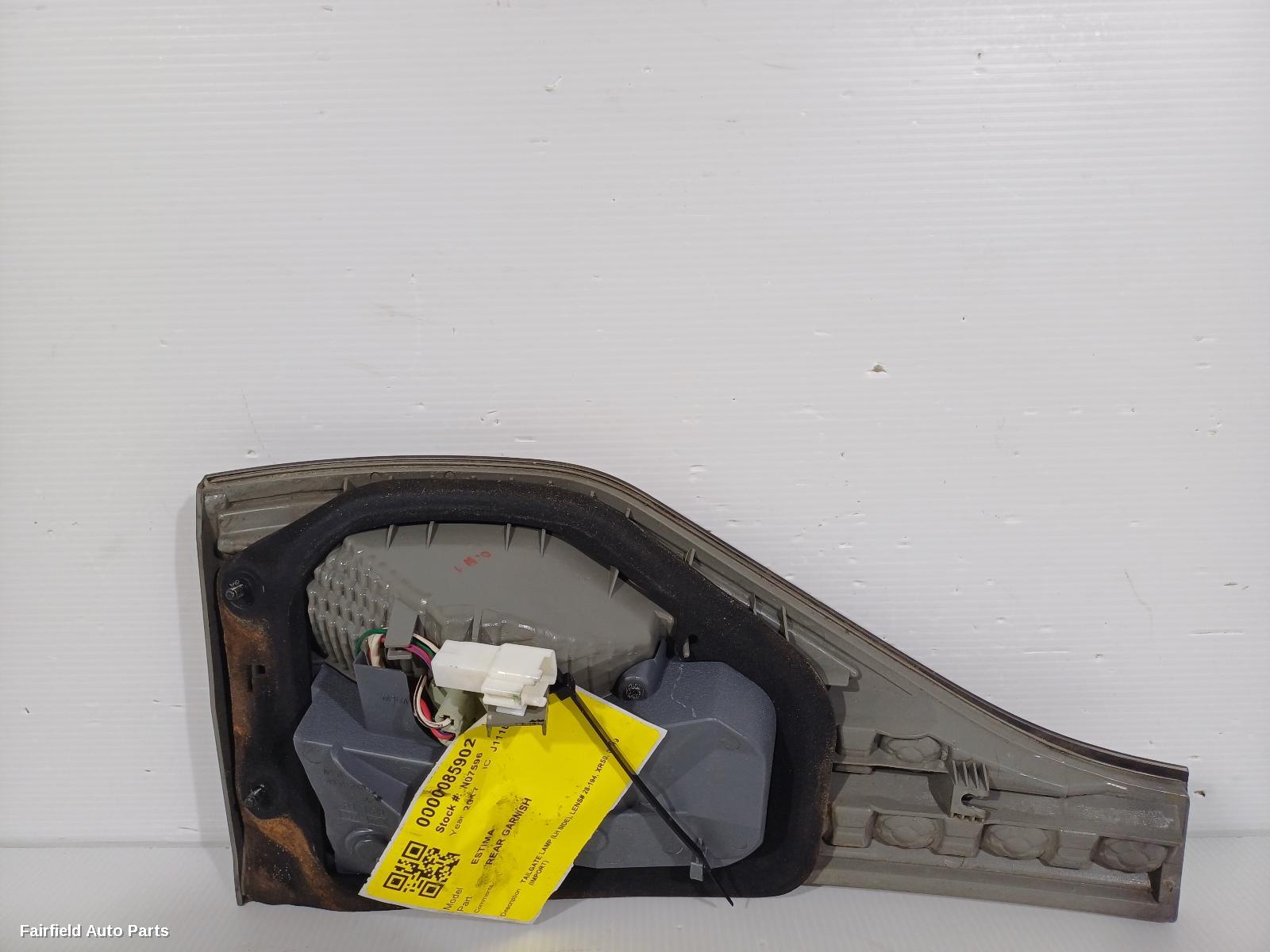 2005-2019 Toyota Estima Rear Garnish