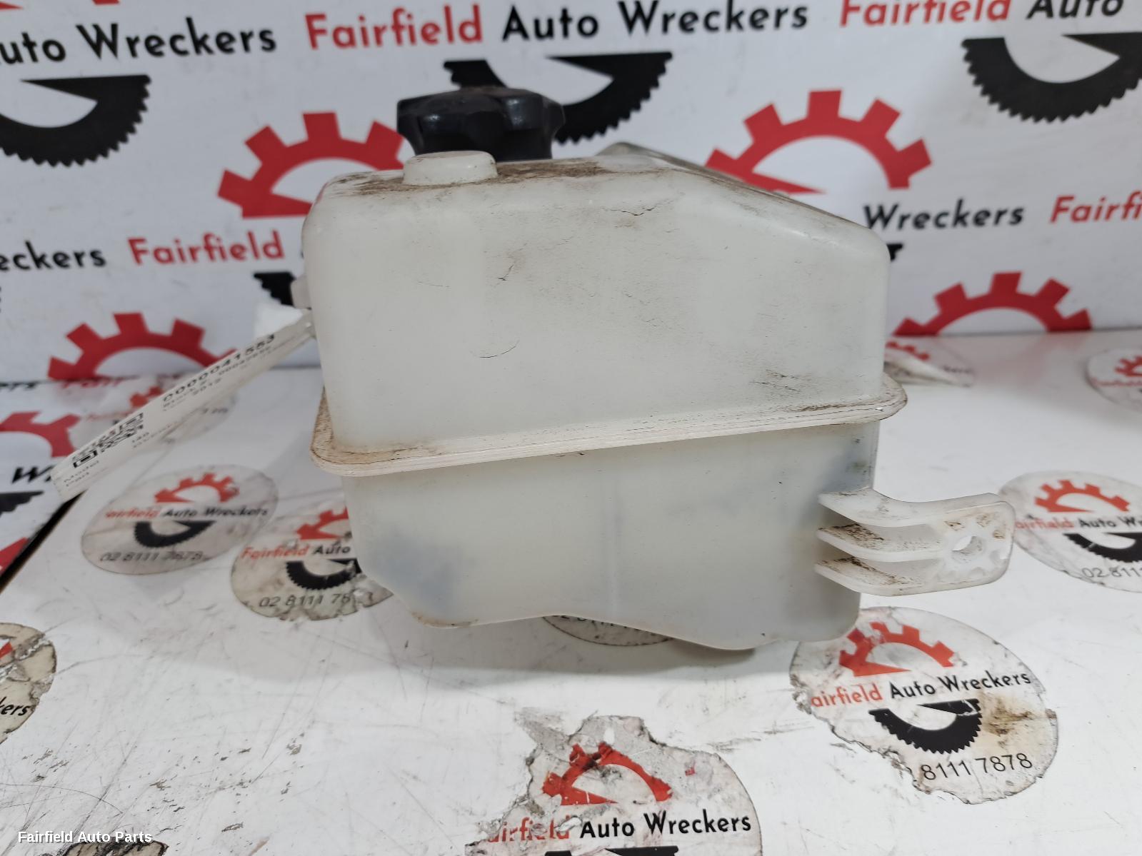 2011-2019 Hyundai I40 Overflow Bottle
