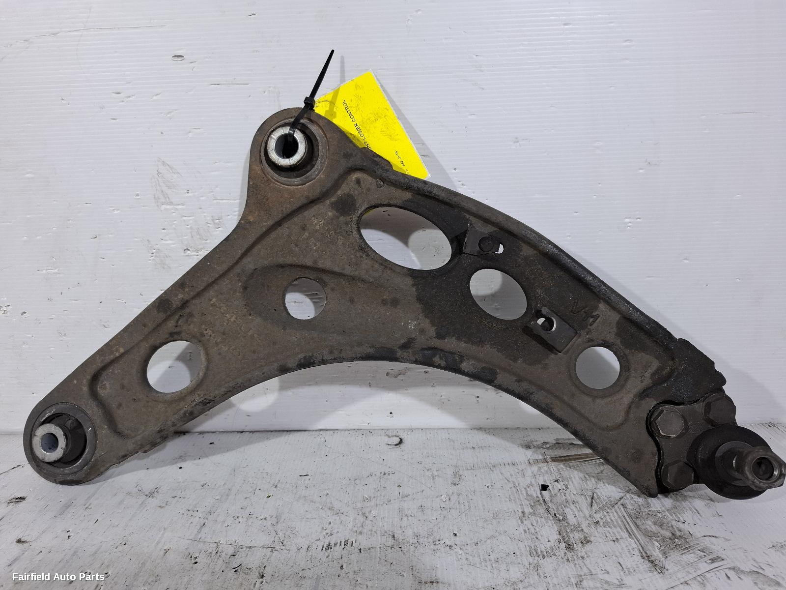 2015-2026 Renault Trafic Right Front Lower Control Arm