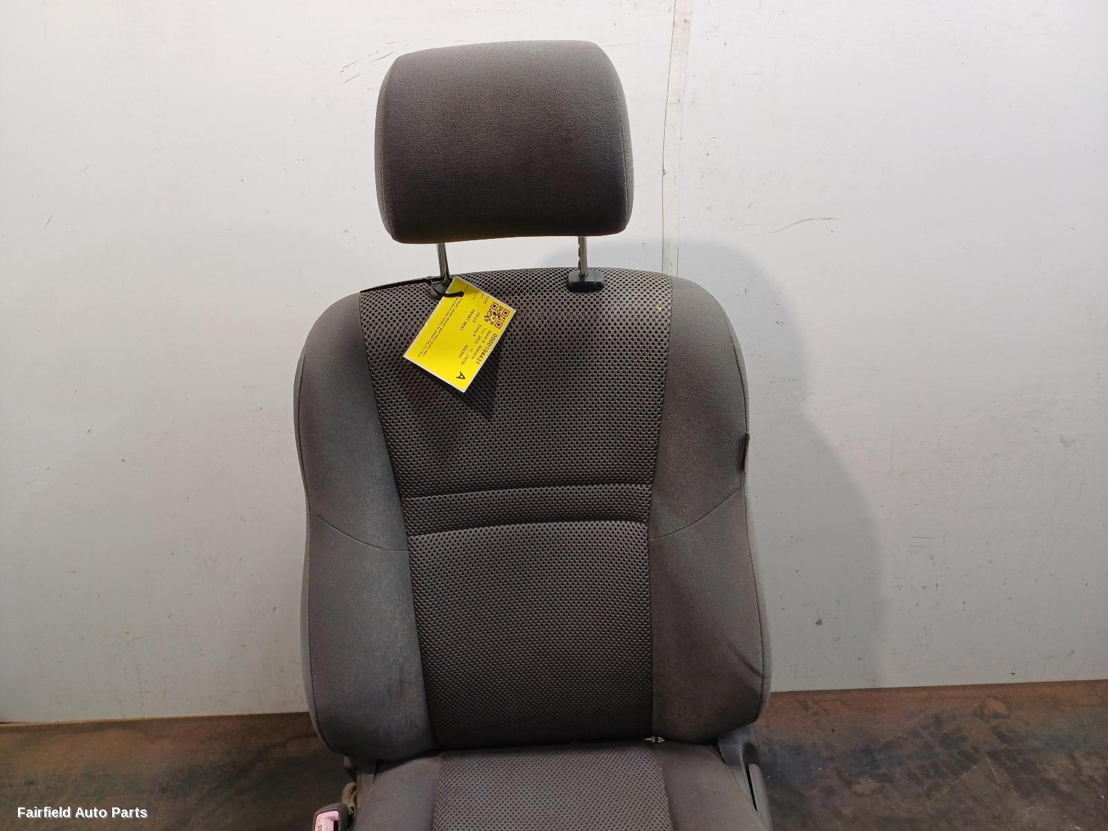 2011-2015 Toyota Hilux Front Seat