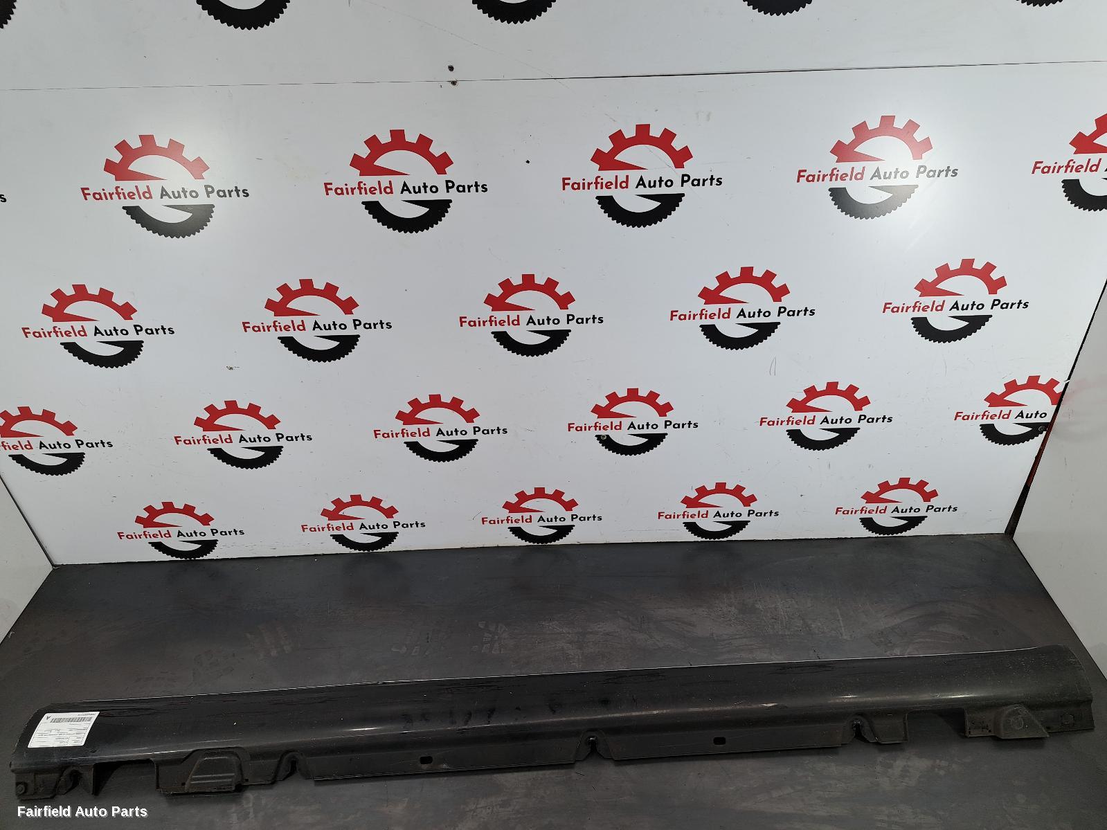 2014-2021 Mercedes C Class Side Step Skirt