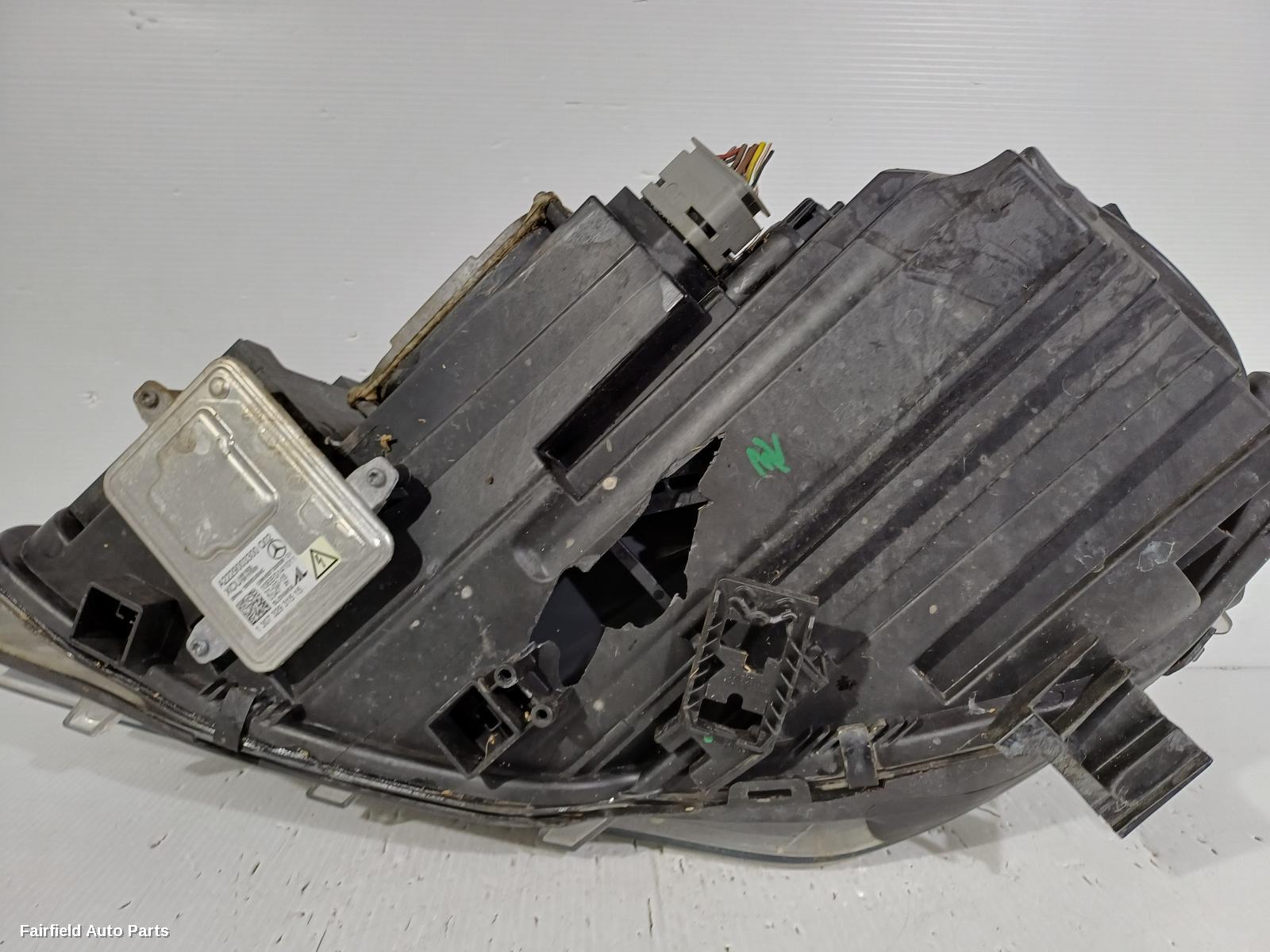 2013-2016 Mercedes Cla Class Right Headlamp