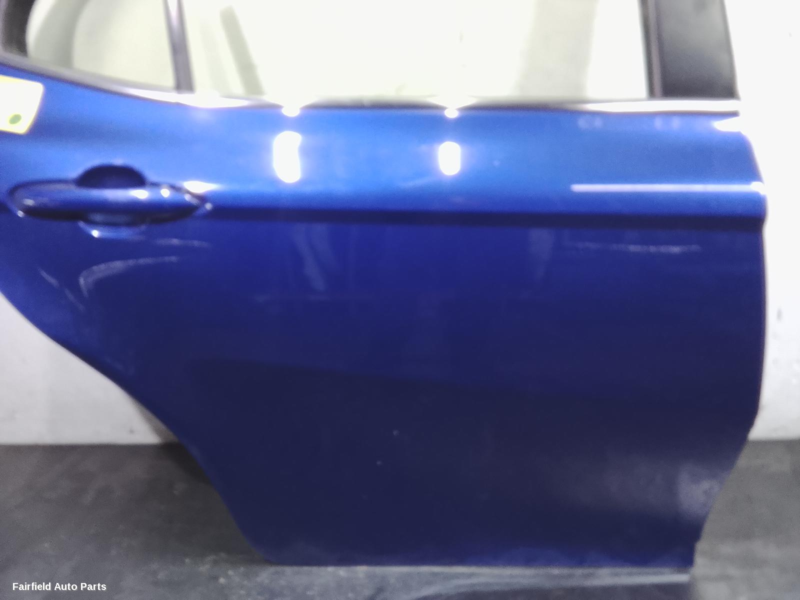 2017-2024 Toyota Camry Right Rear Door Sliding