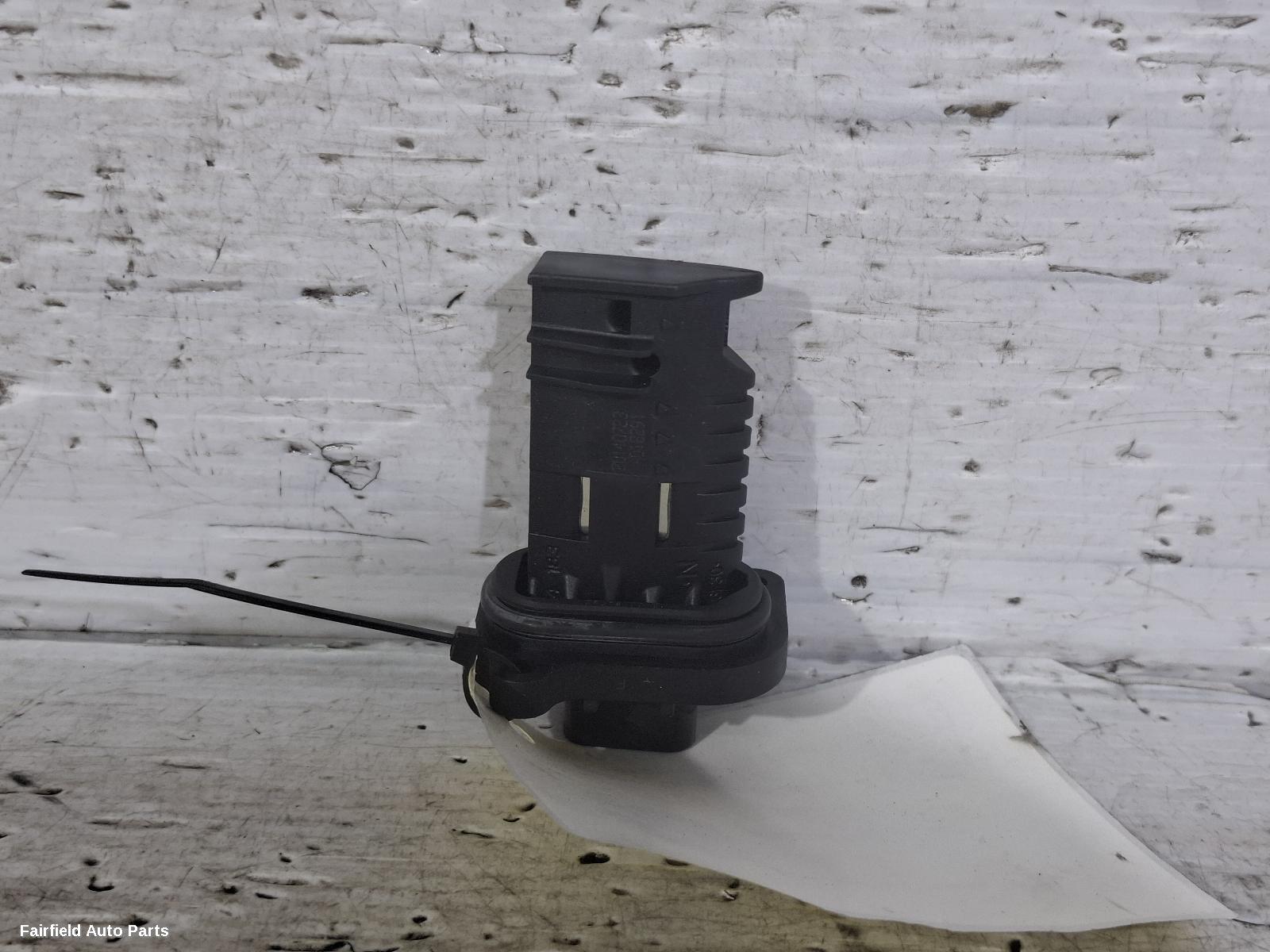 2011-2016 Bmw 1 Series Air Flow Meter