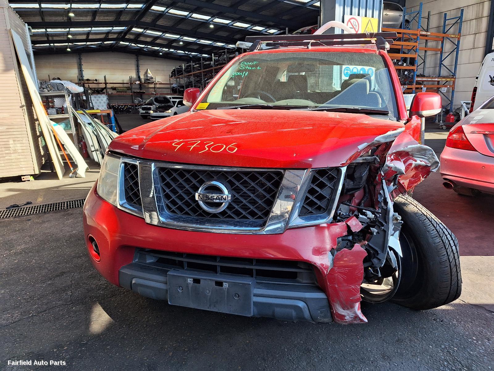 2005-2015 Nissan Navara Right Front Door Window