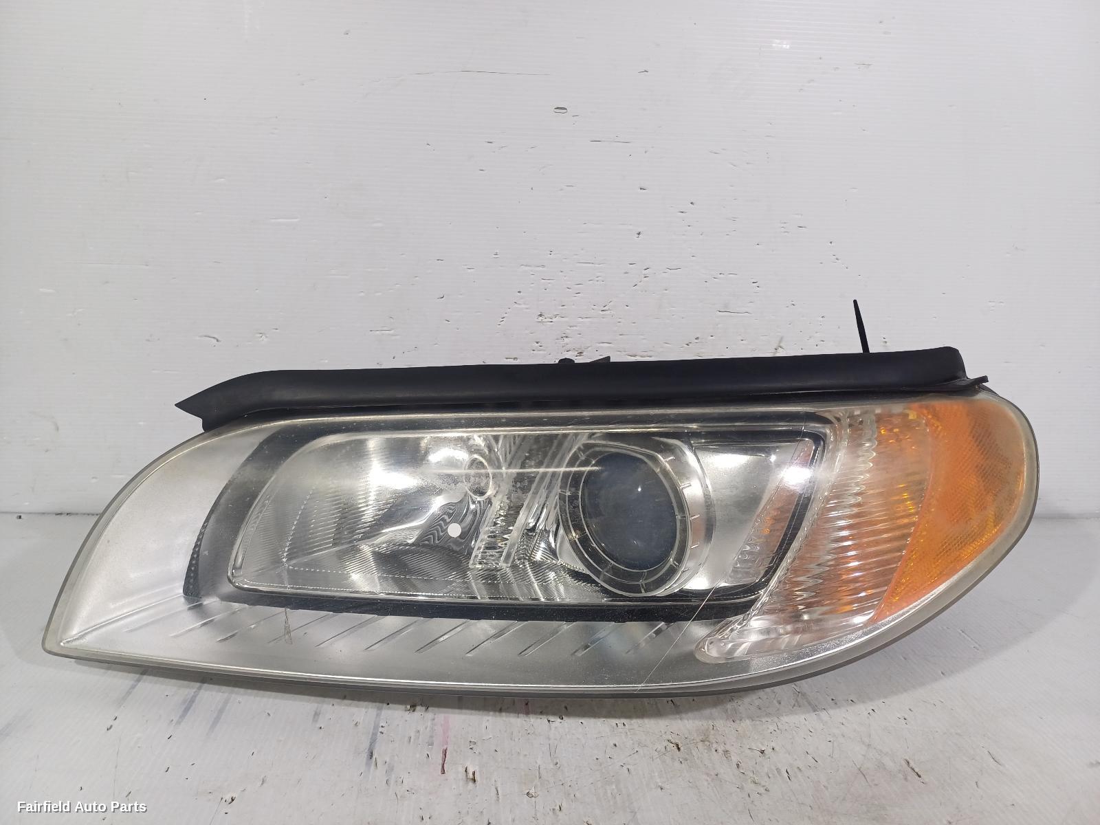 2007-2016 Volvo Xc70 Left Headlamp