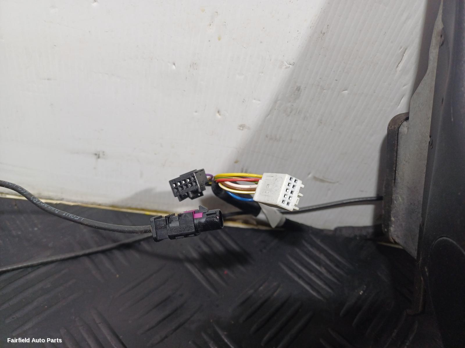 2014-2021 Mercedes C Class Left Door Mirror