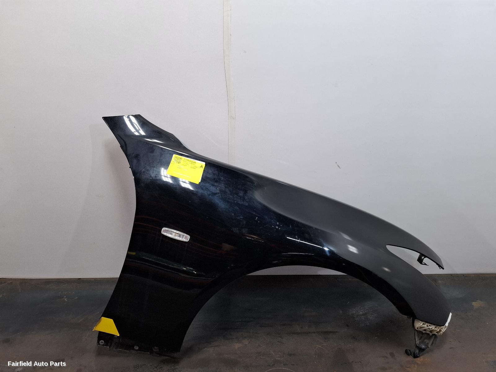 2006-2015 Nissan Skyline Right Guard