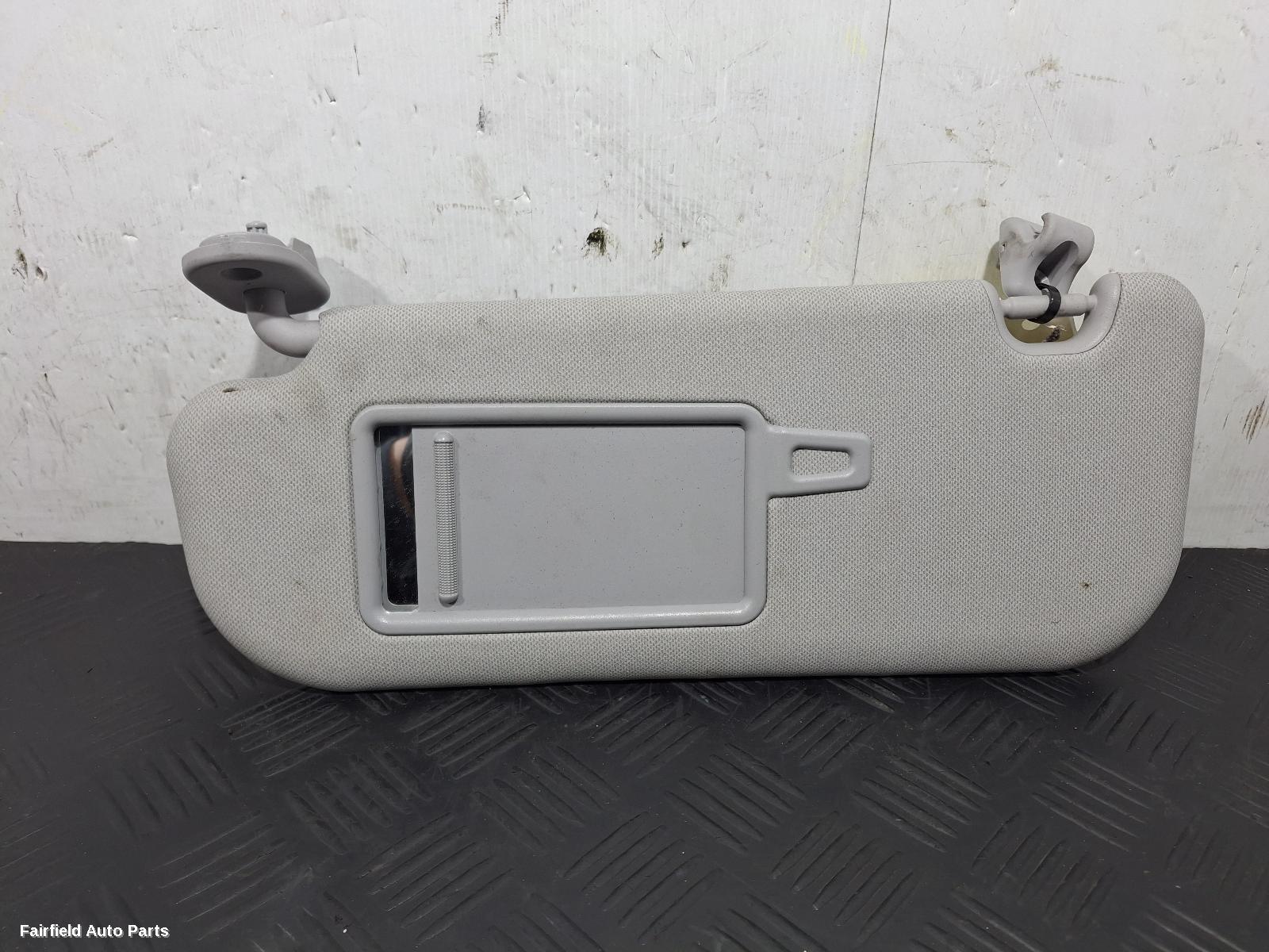 2012-2017 Hyundai I30 Sunvisor