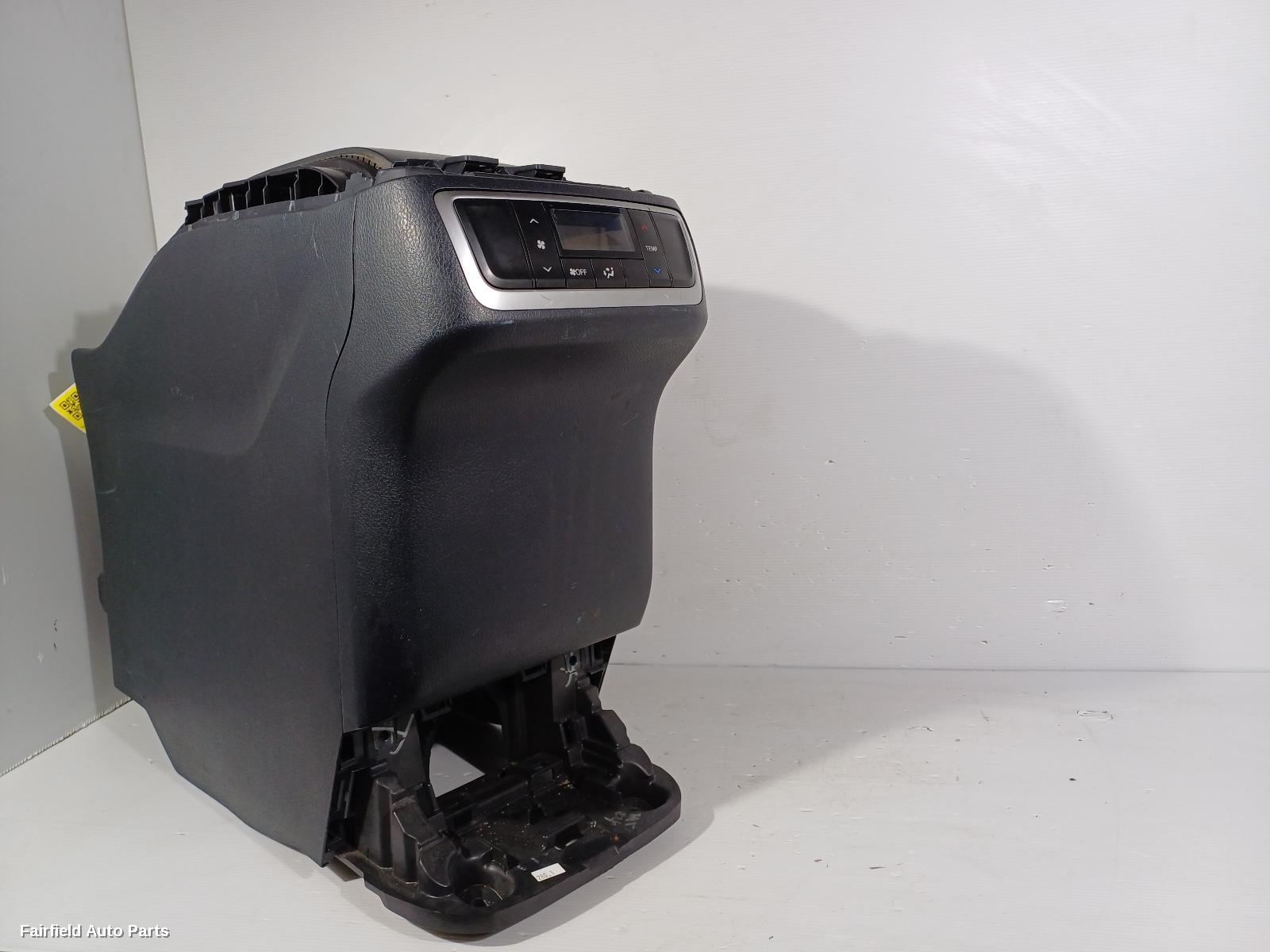 2013-2021 Toyota Kluger Console