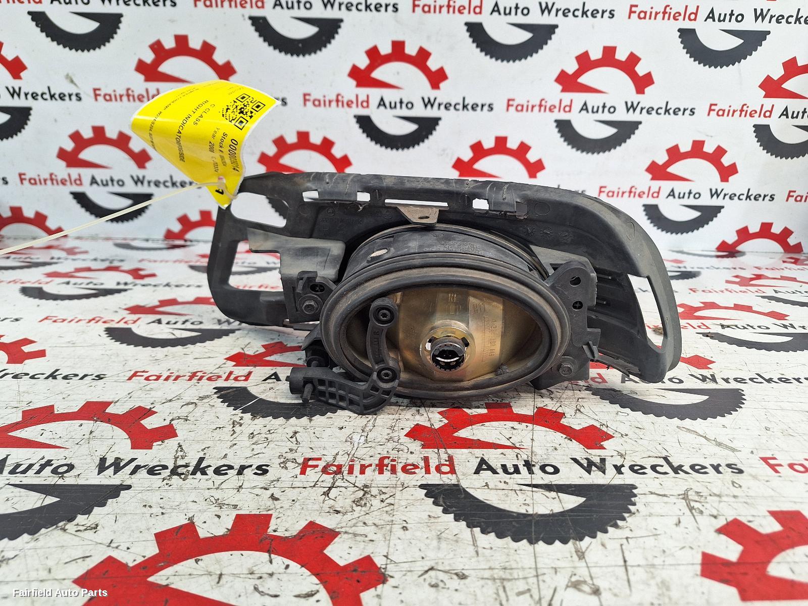 2007-2011 Mercedes C Class Right Indicator Fog Side