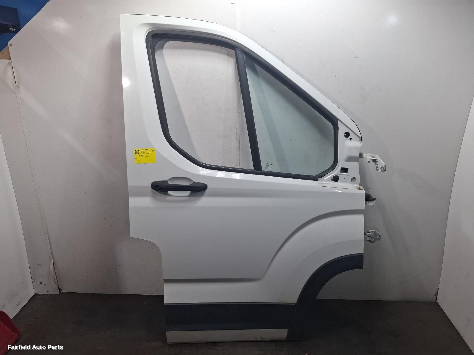2020-2026 Ldv Deliver 9 Right Front Door