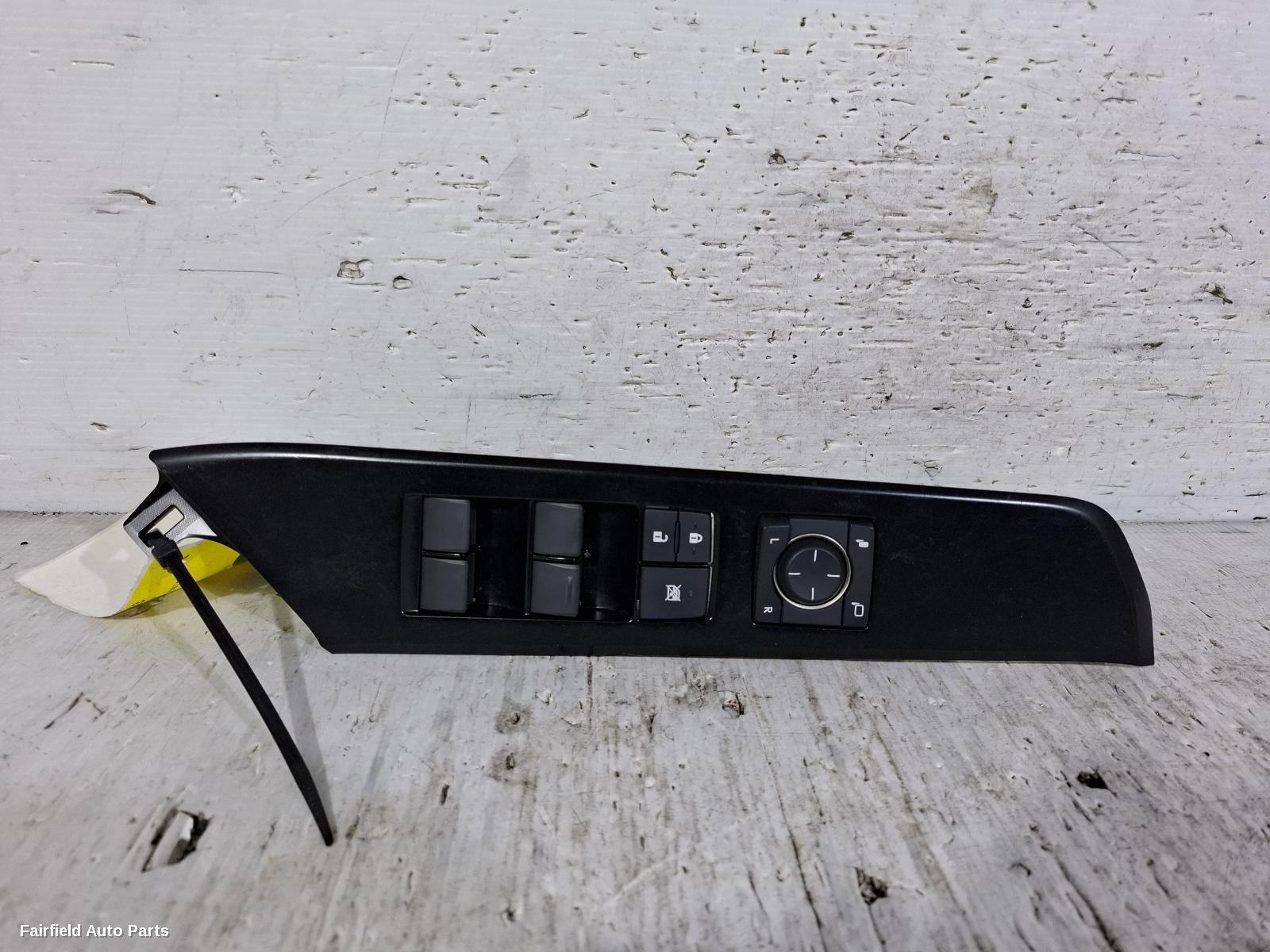 2018-2023 Lexus Ux Pwr Dr Wind Switch