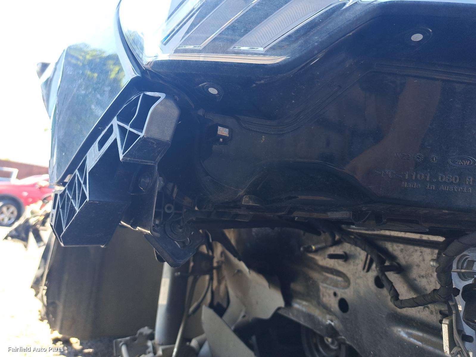 2019-2023 Audi Q3 Right Door Mirror