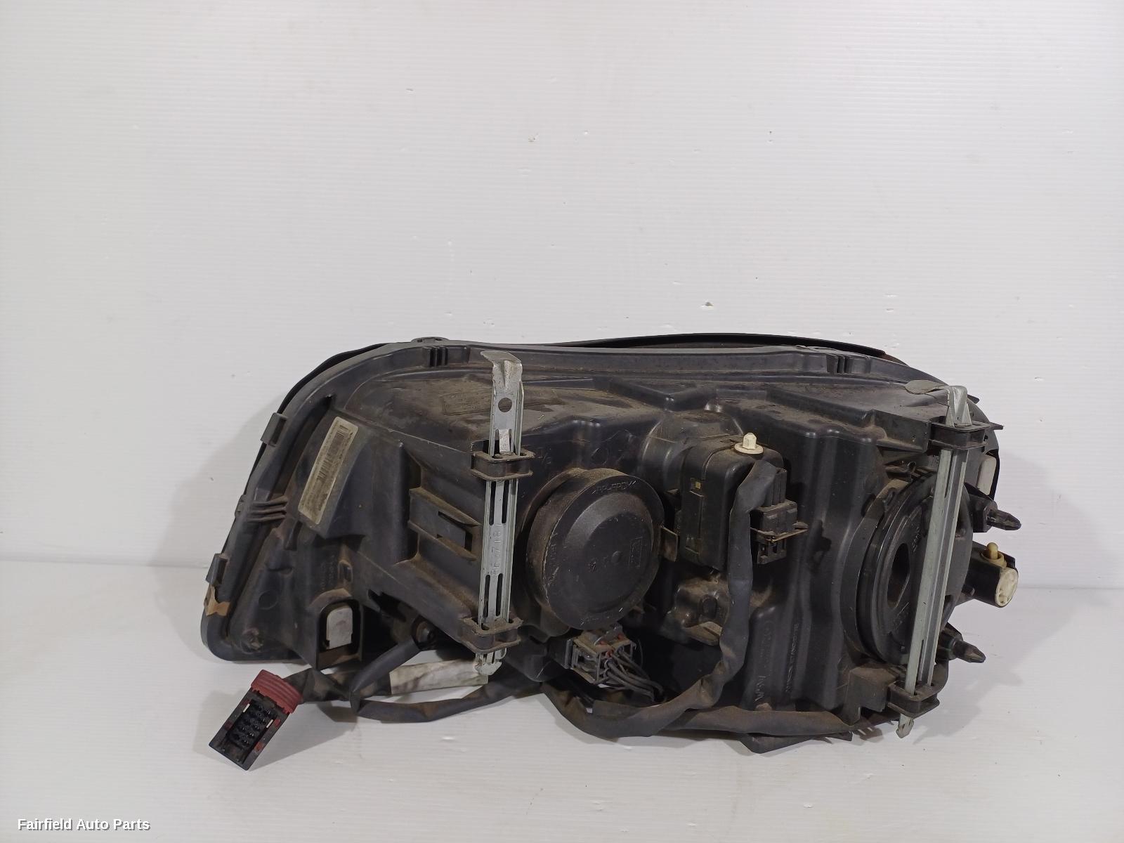 2003-2014 Volvo Xc90 Right Headlamp