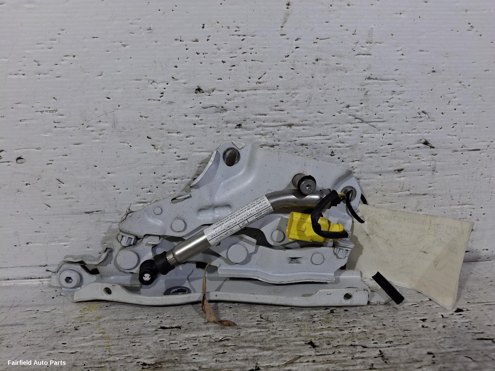 2018-2025 Audi A7 Bonnet Hinge Strut