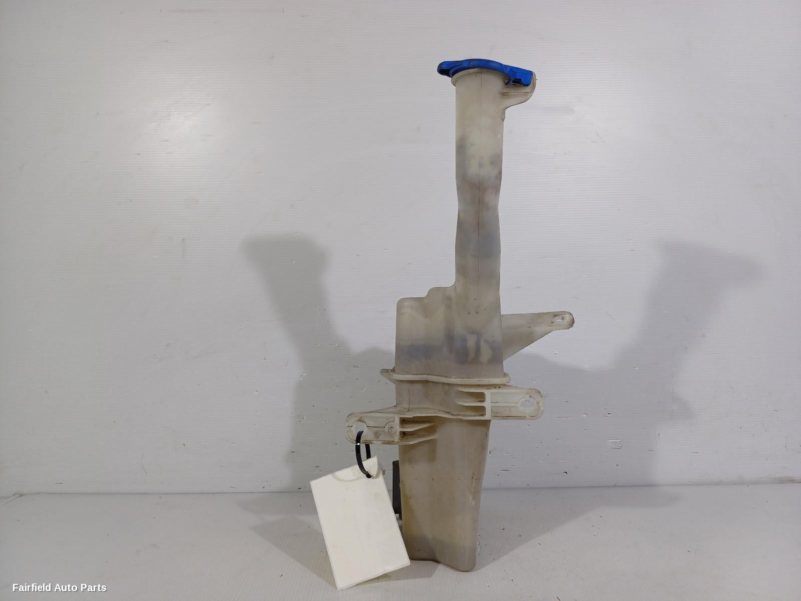 2010-2012 Hyundai I20 Washer Bottle