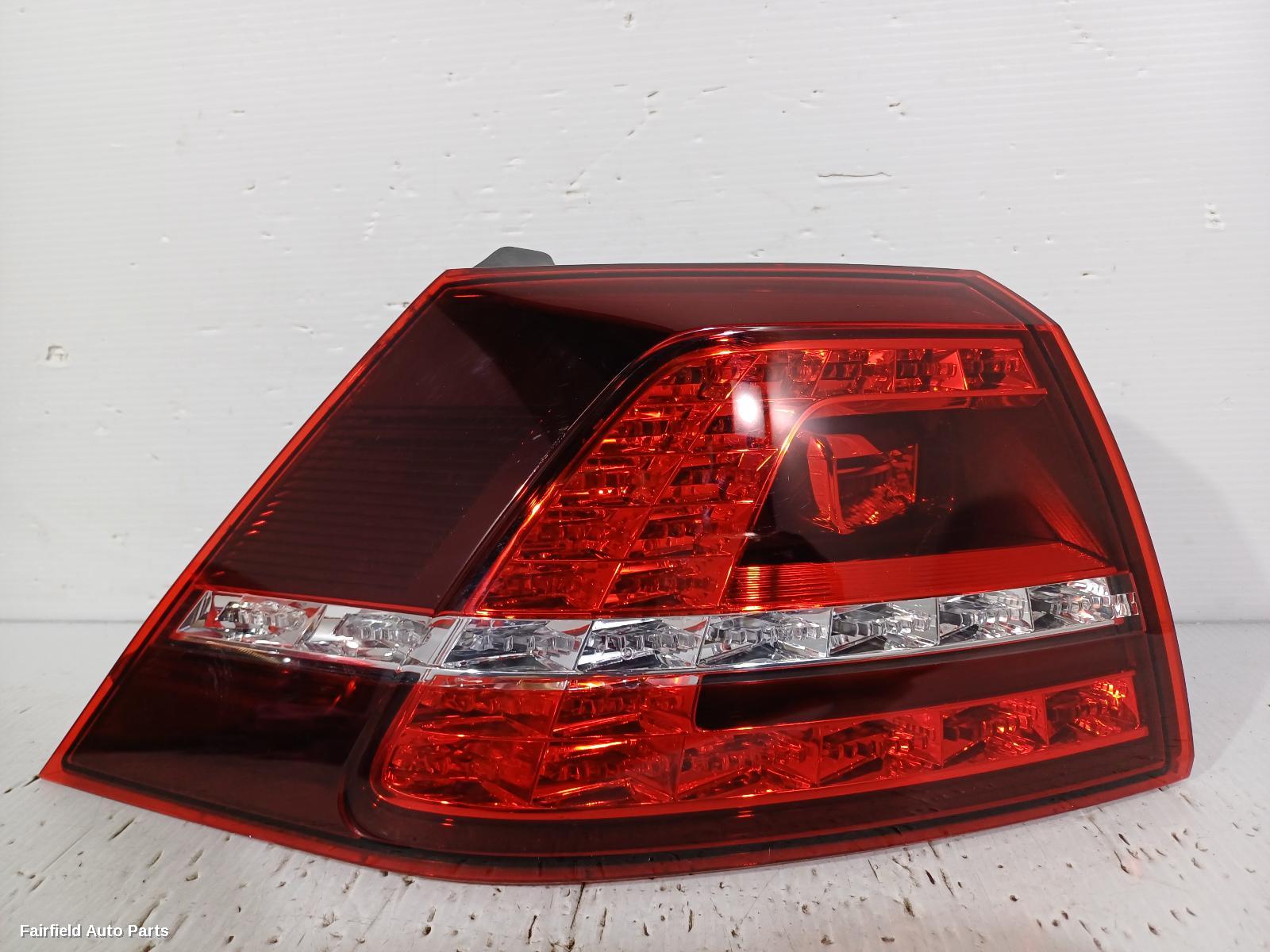 2014-2017 Volkswagen Golf Left Taillight