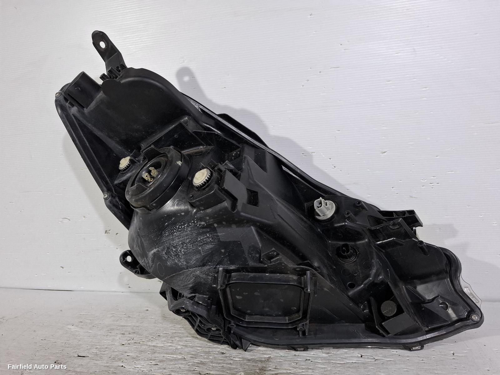 2014-2016 Toyota Yaris Left Headlamp