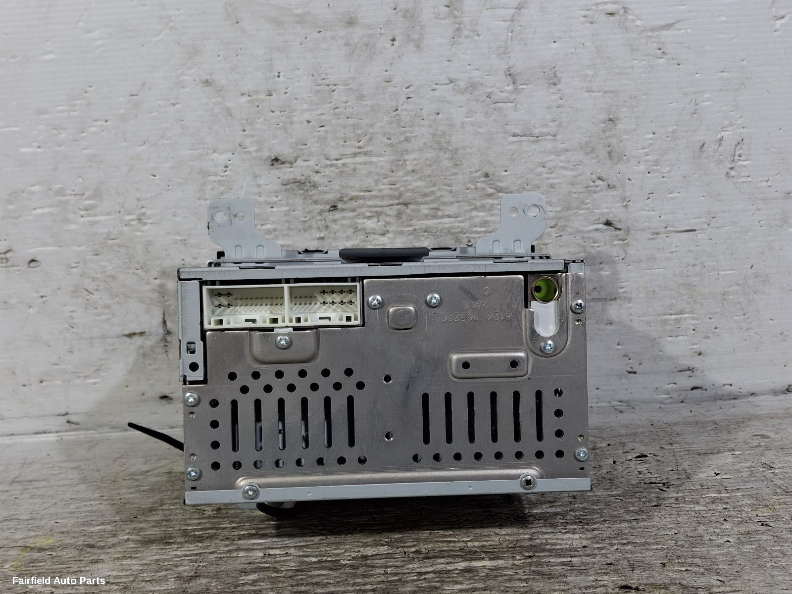 2007-2010 Hyundai Iload/imax Radio Cd Dvd Sat Tv