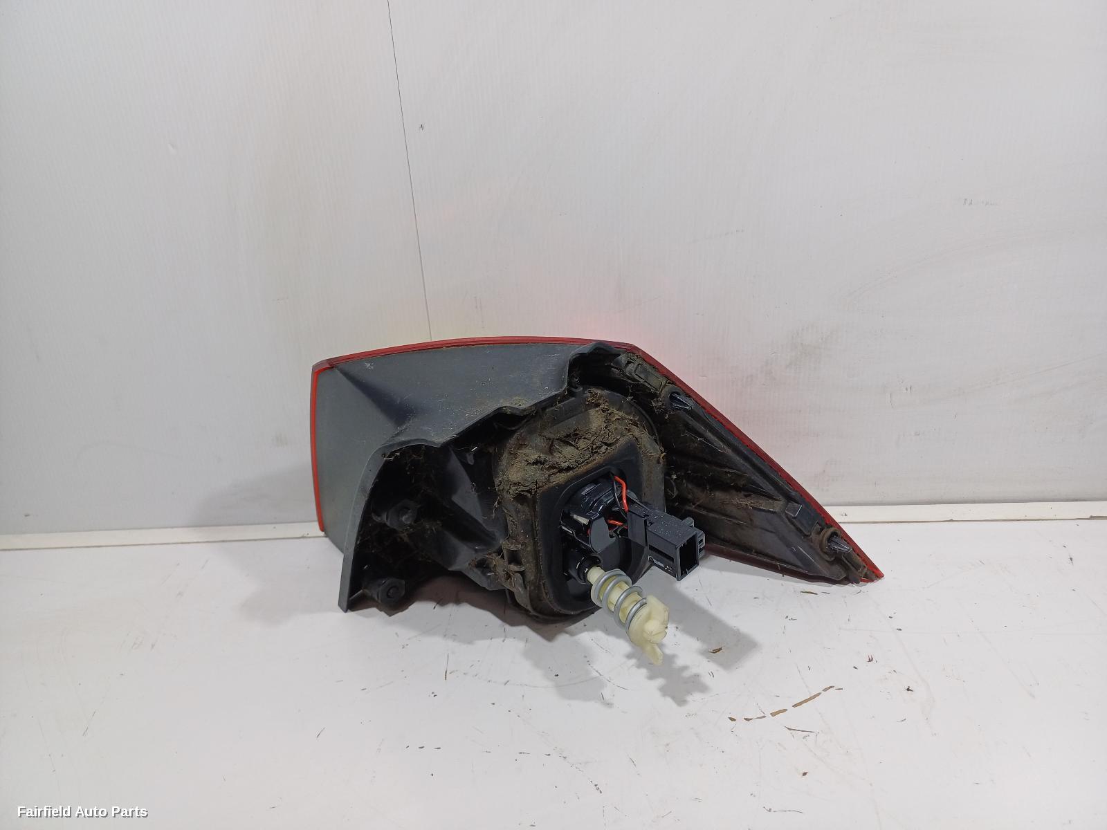 2012-2017 Volkswagen Golf Left Taillight
