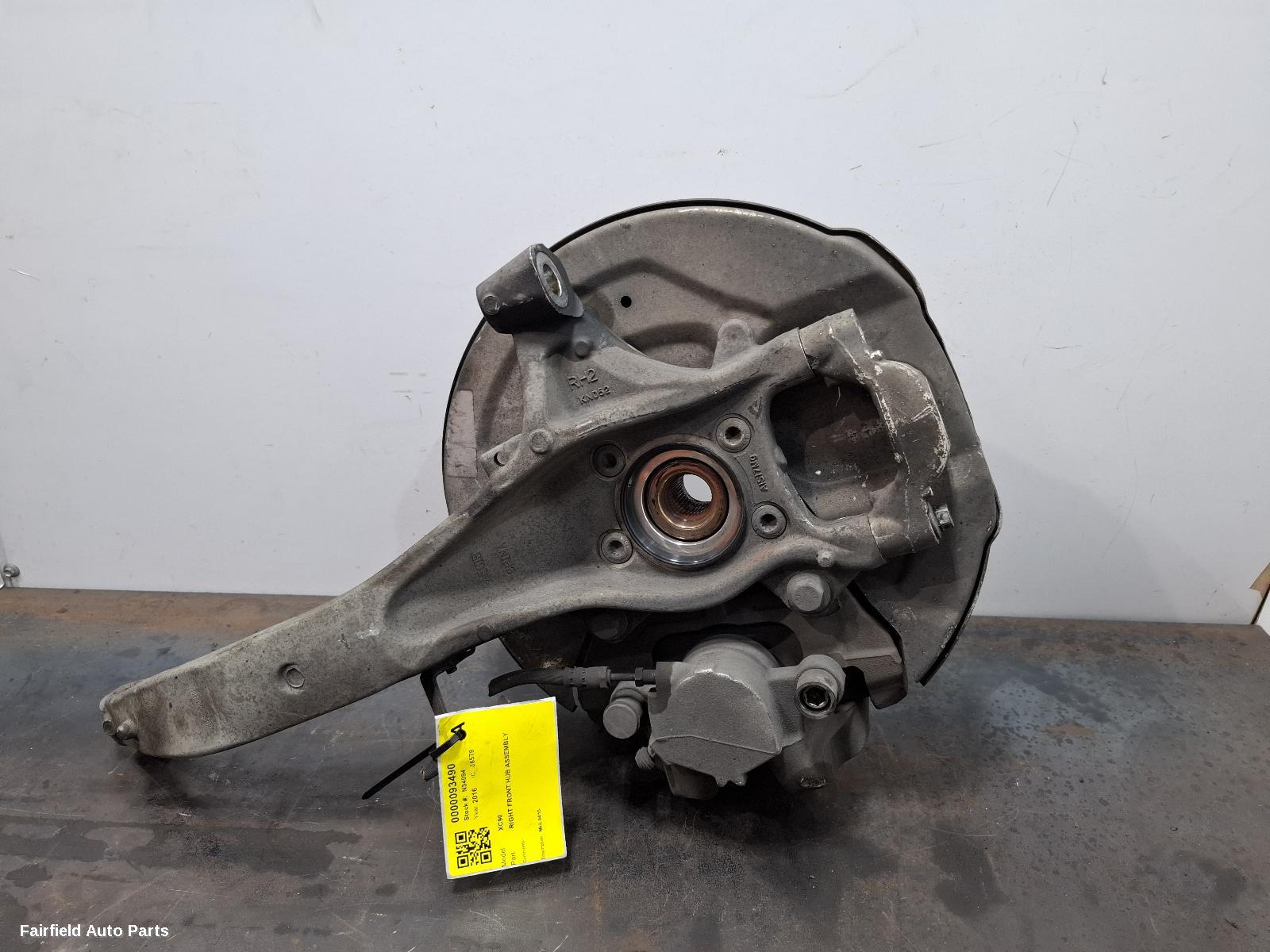 2015-2026 Volvo Xc90 Right Front Hub Assembly