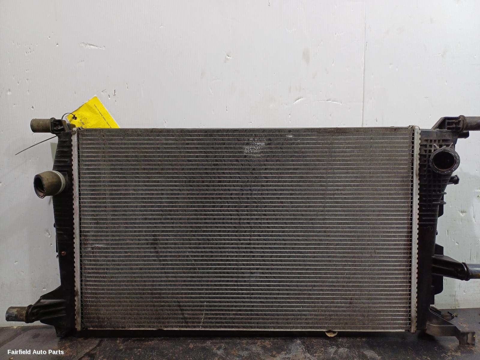2011-2016 Renault Megane Radiator