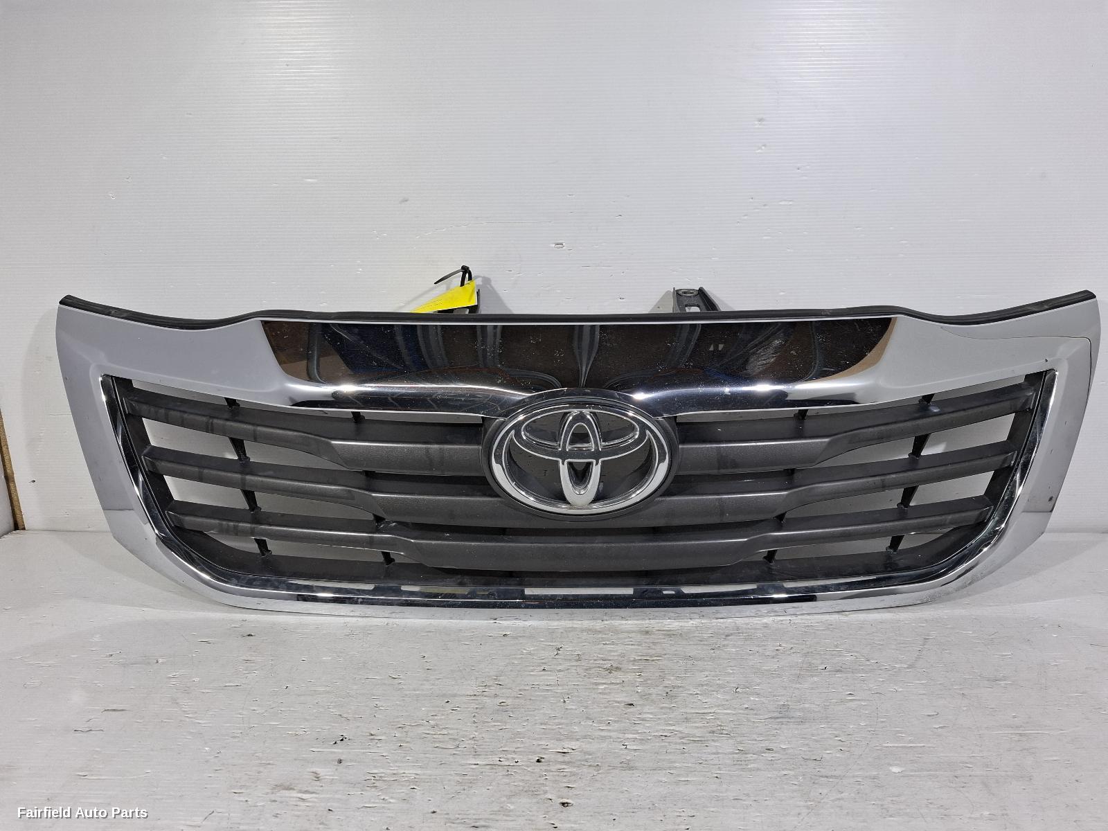 2011-2015 Toyota Hilux Grille