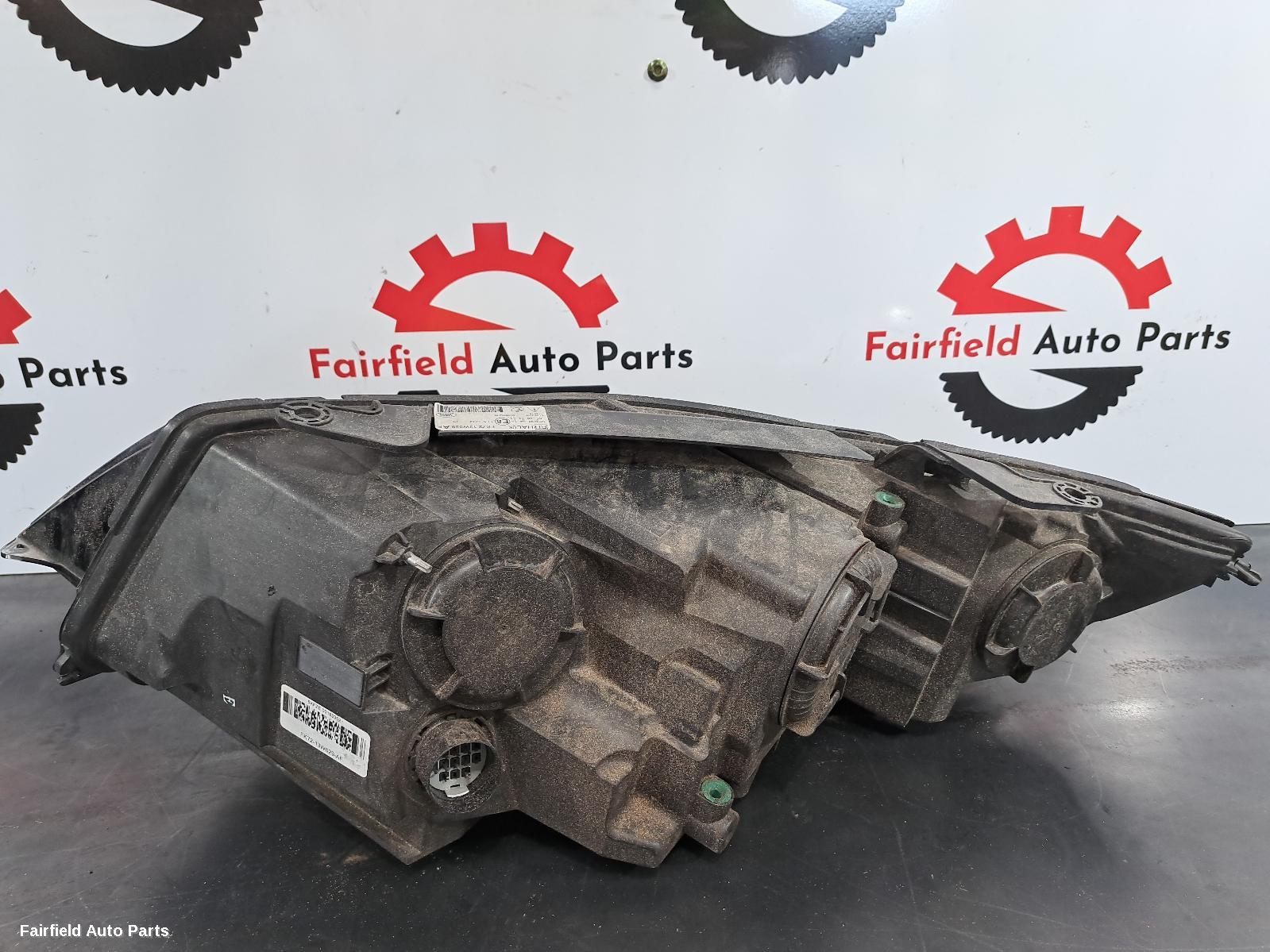 2015-2019 Land Rover Discovery Sport Right Headlamp