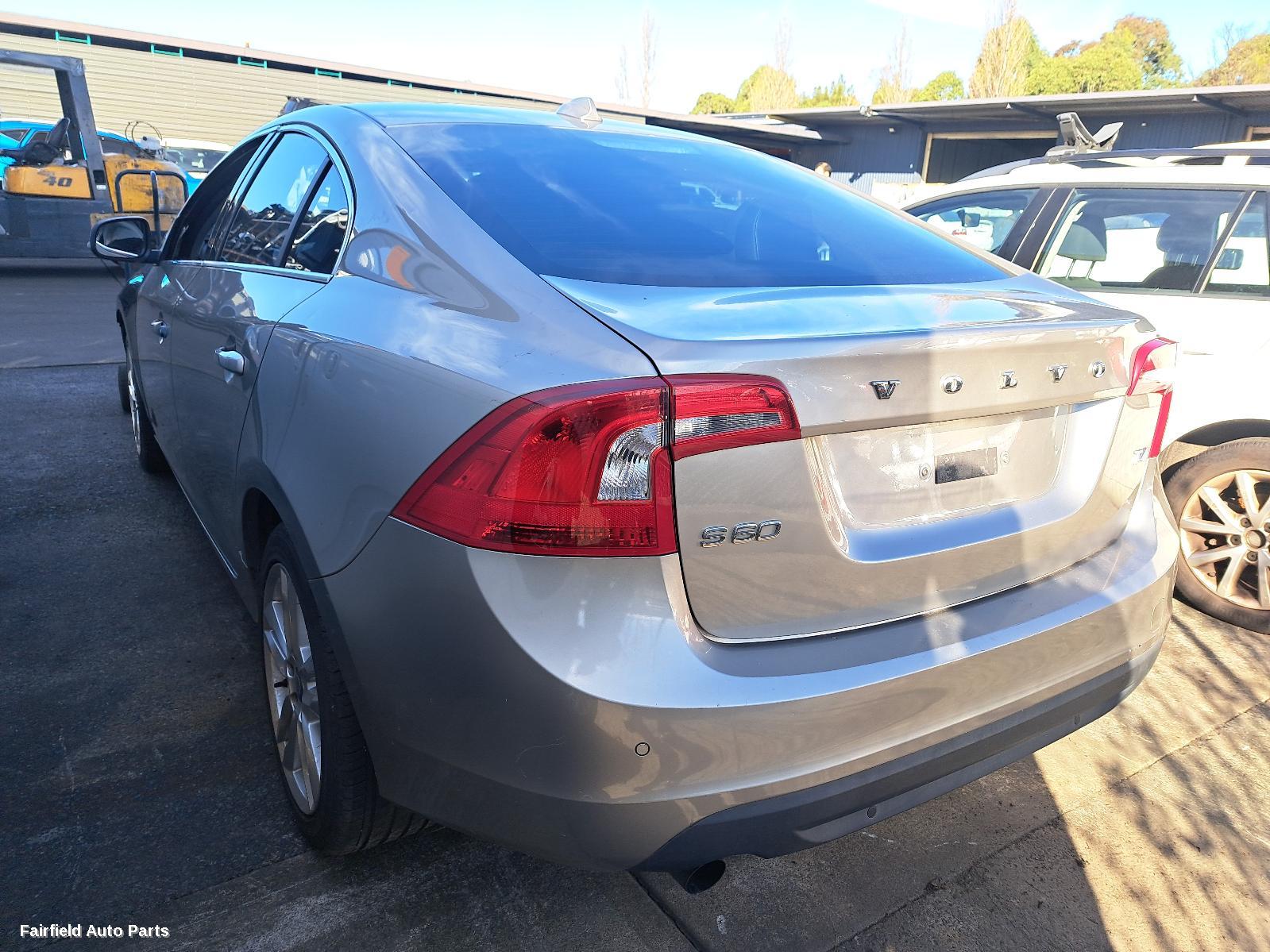 2010-2013 Volvo S60/v60 Bonnet