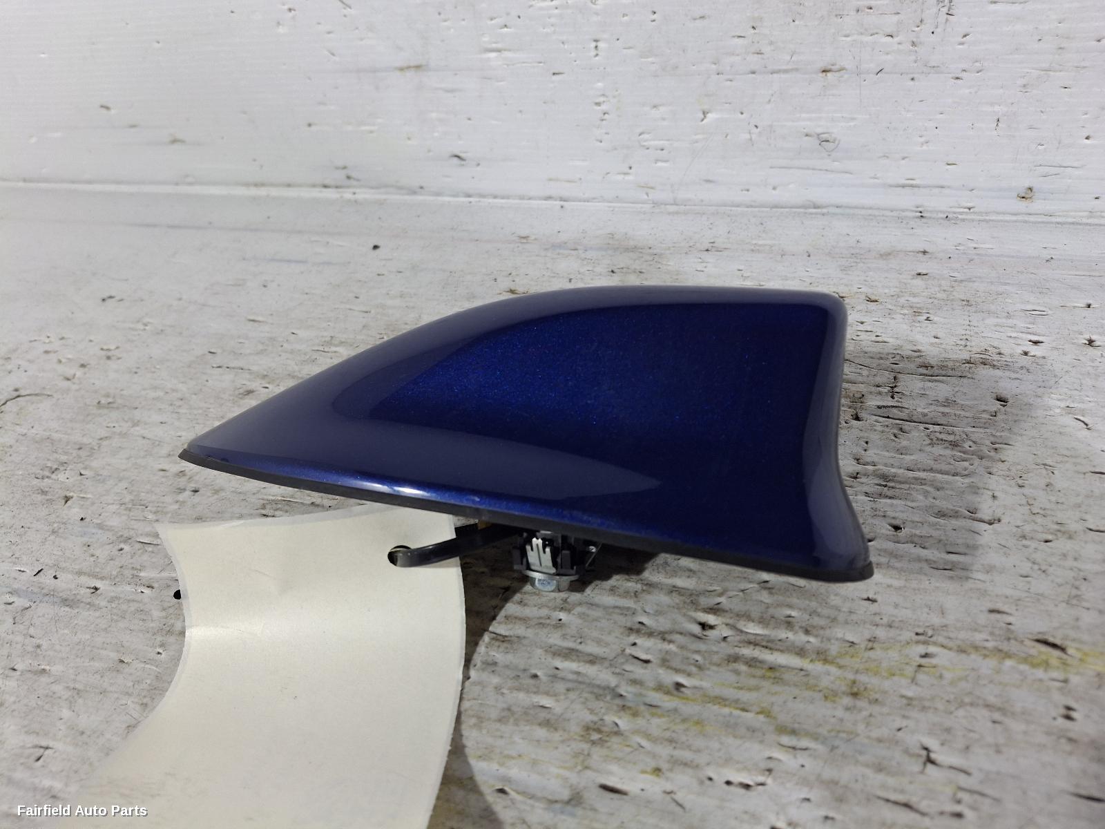 2020-2026 Toyota Yaris Cross Antenna