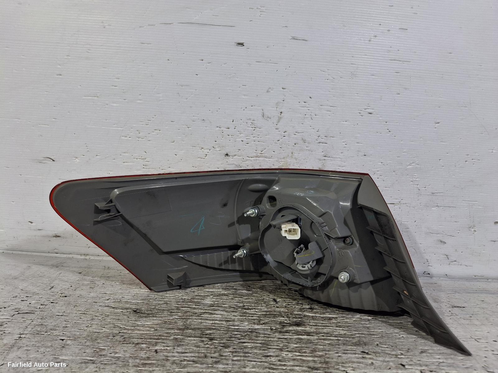 2006-2009 Toyota Aurion Right Taillight