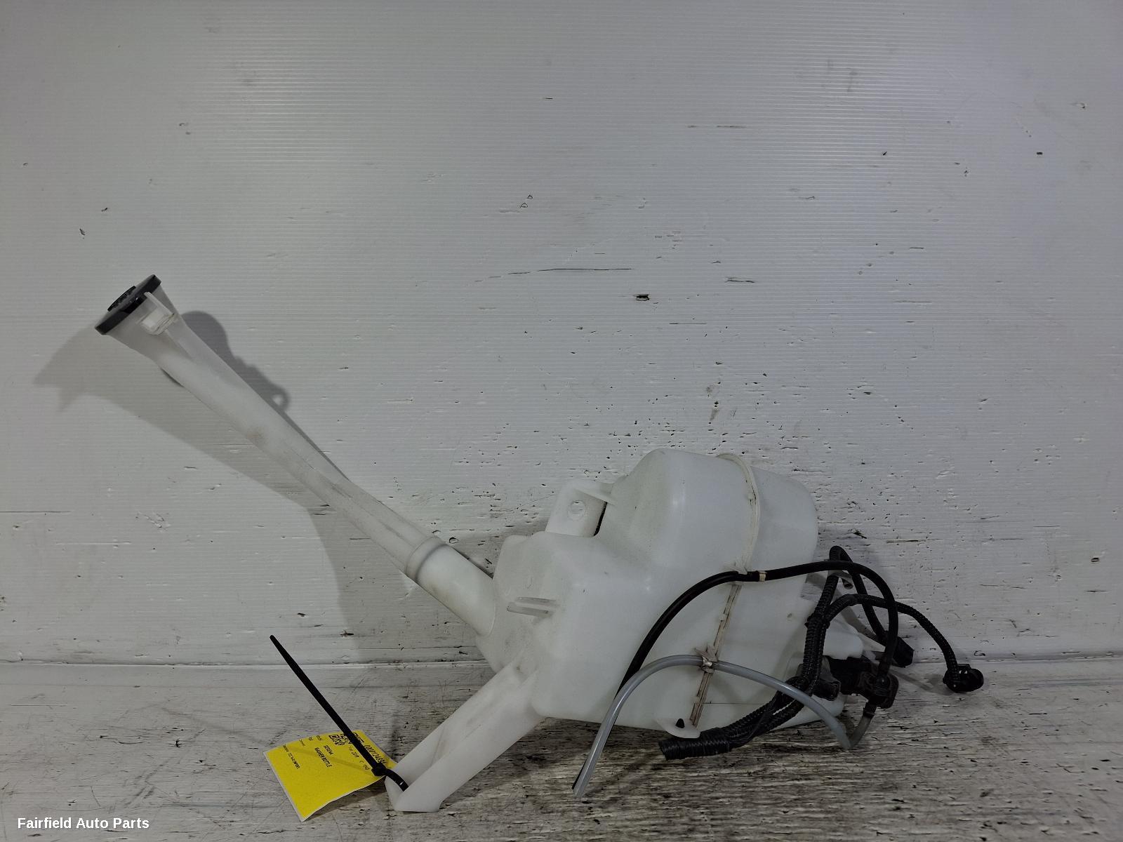2016-2022 Nissan Serena Washer Bottle