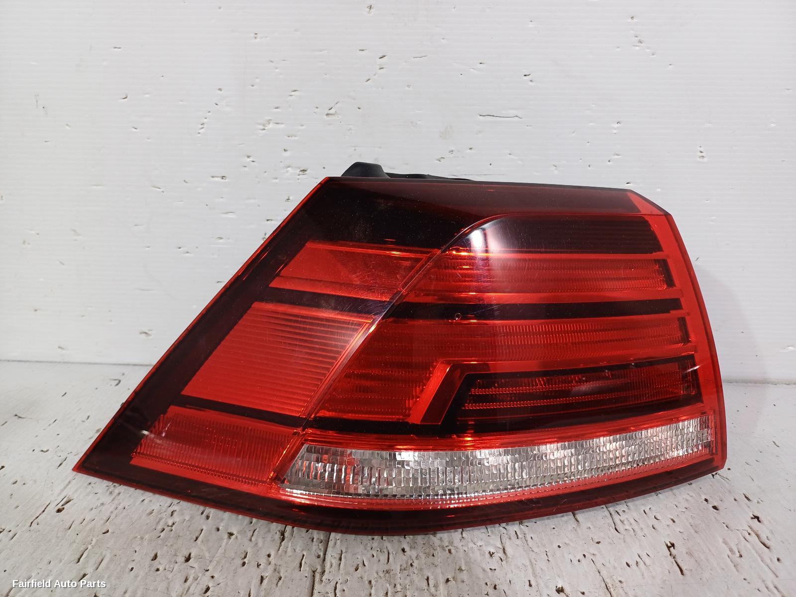 2017-2020 Volkswagen Golf Left Taillight