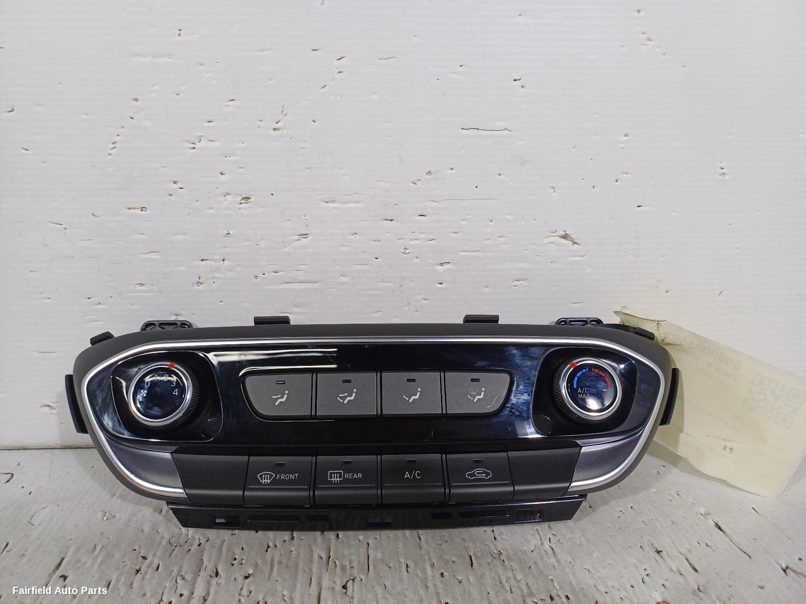 2017-2025 Hyundai I30 Heater Ac Controls