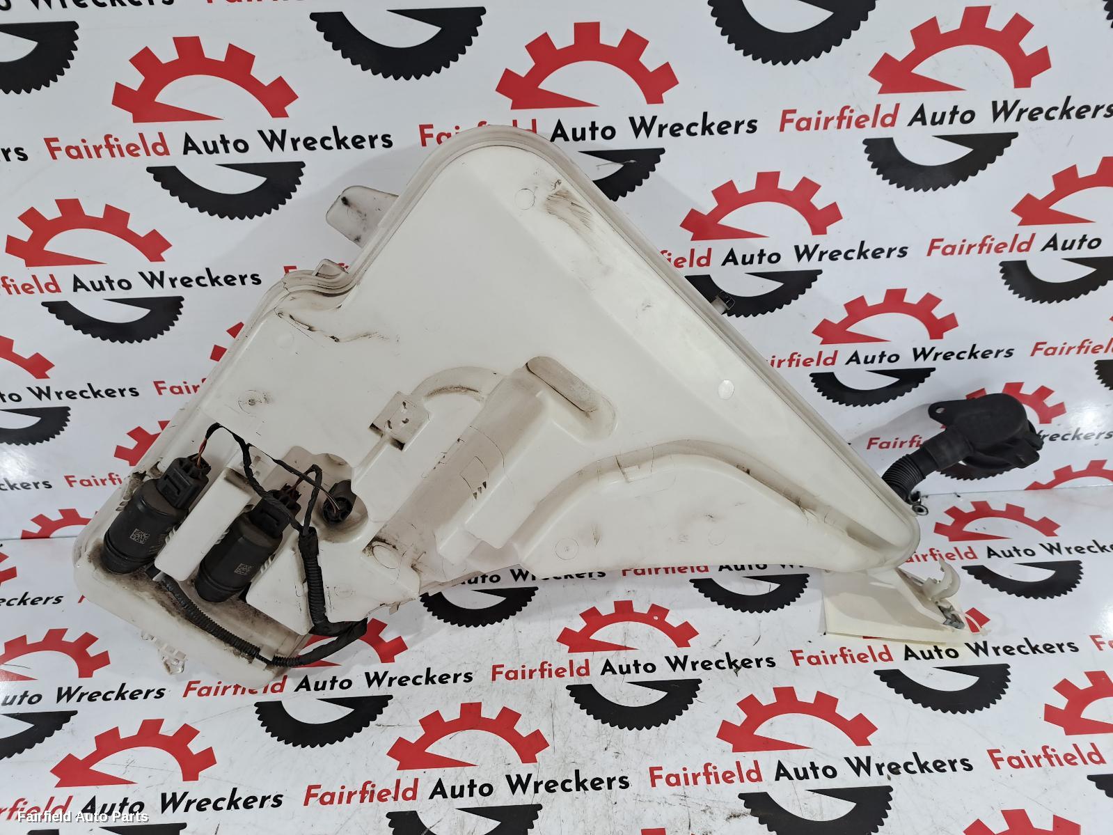 2011-2019 Bmw 1 Series Washer Bottle