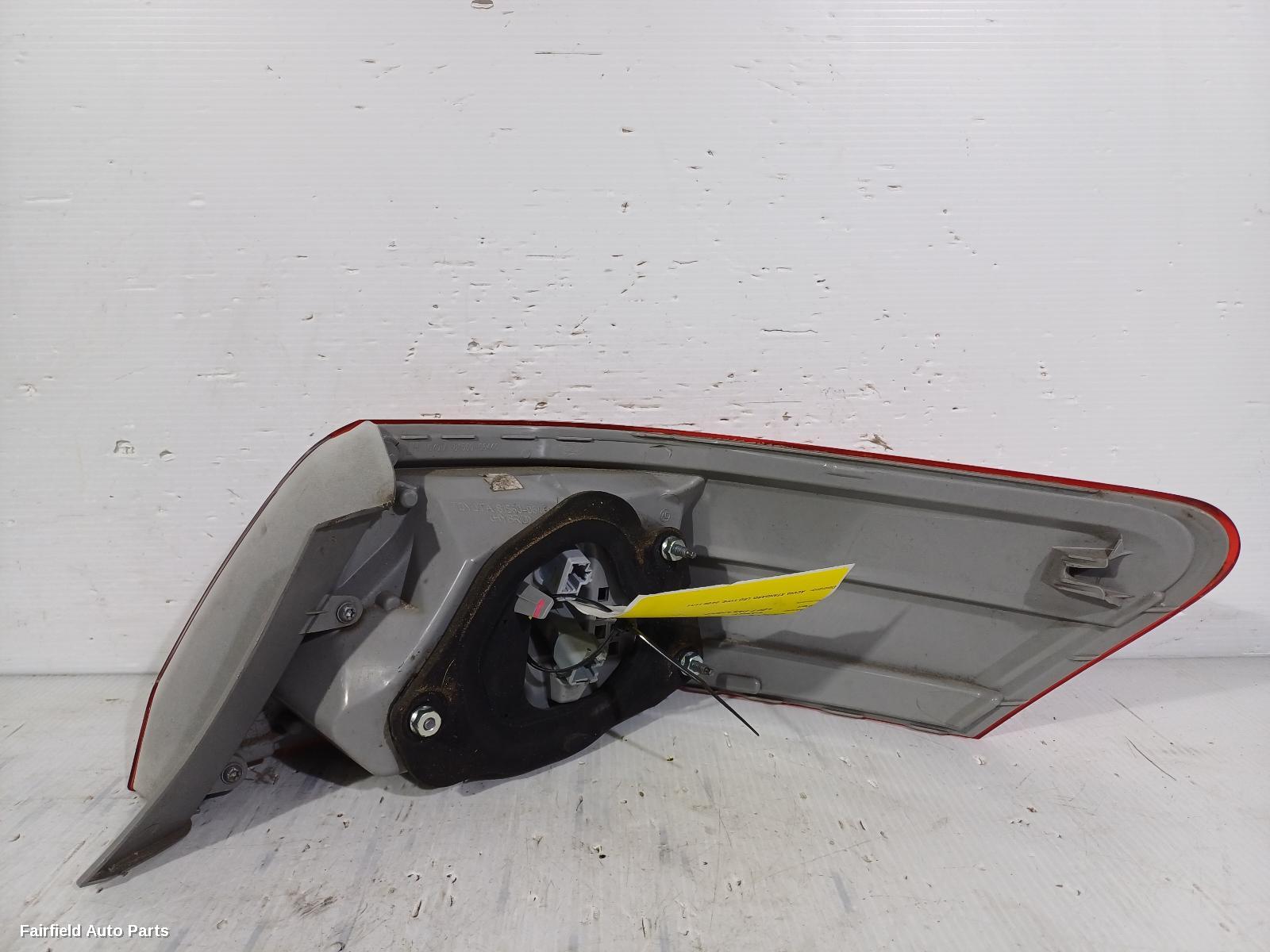 2009-2011 Toyota Camry Left Taillight