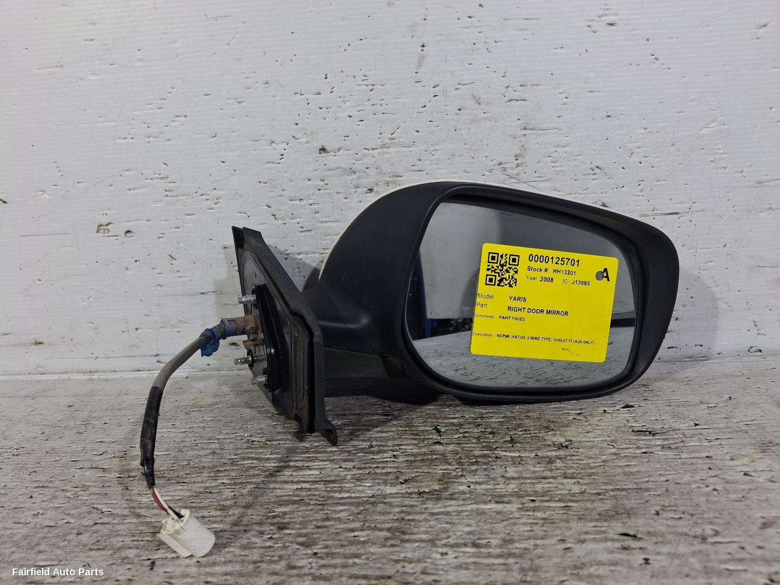 2005-2011 Toyota Yaris Right Door Mirror