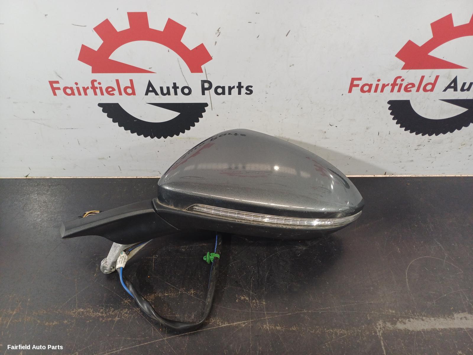 2017-2020 Volkswagen Golf Left Door Mirror
