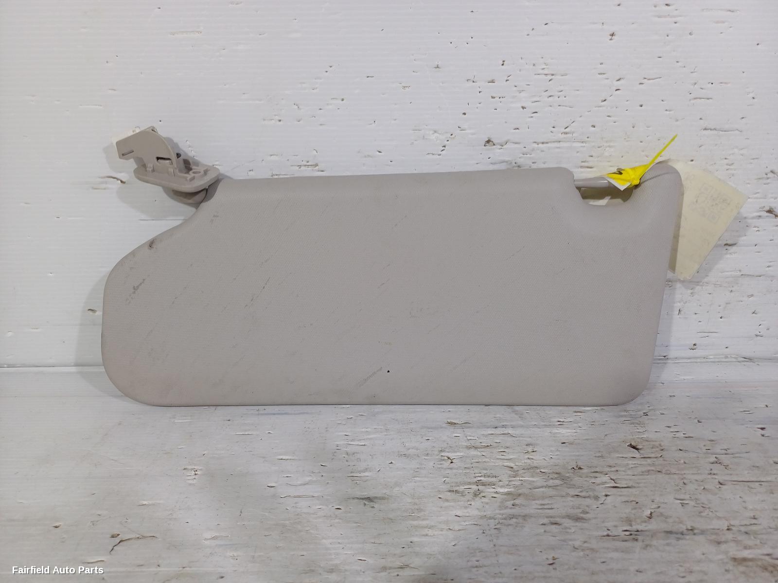 2017-2026 Mitsubishi Eclipse Cross Sunvisor