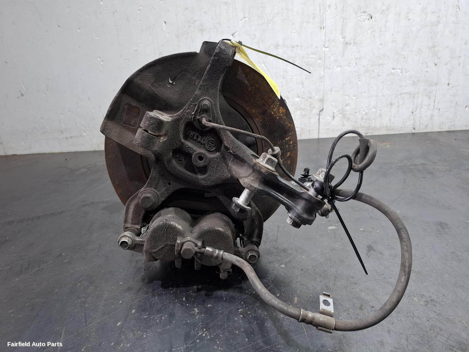 2015-2025 Ldv G10 Right Front Hub Assembly