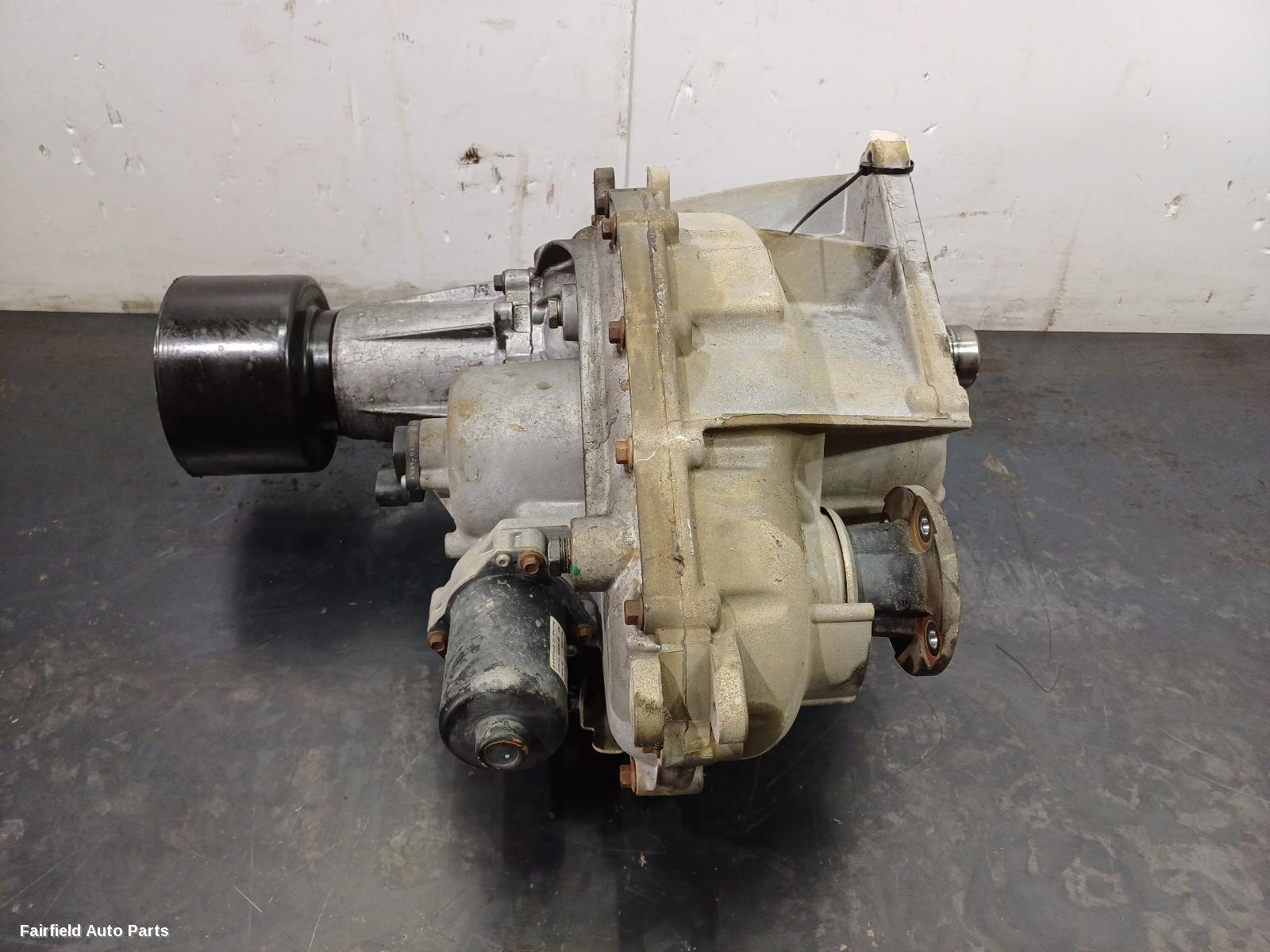 2015-2020 Nissan Navara Transfer Case