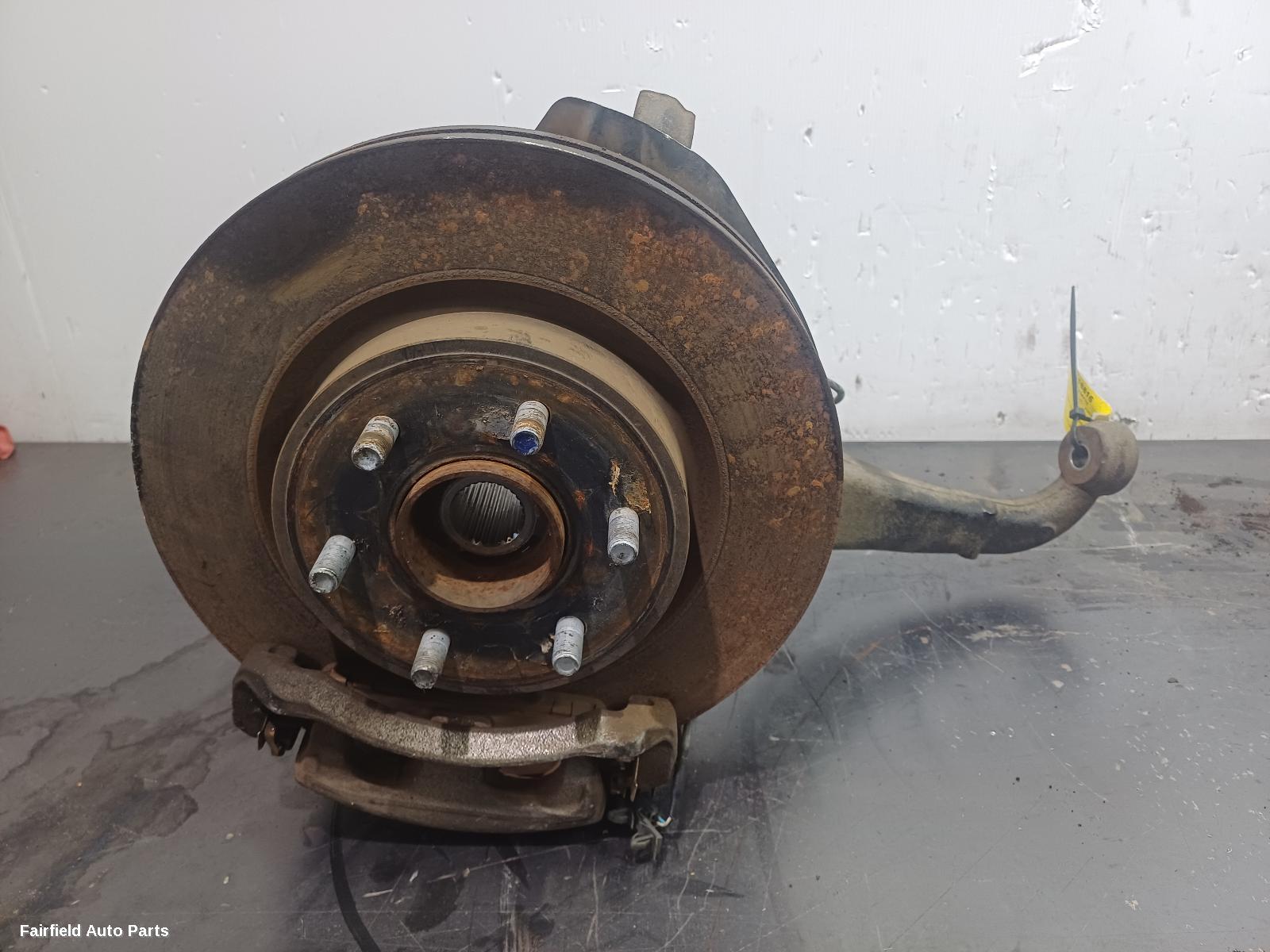 2015-2018 Nissan Navara Left Front Hub Assembly
