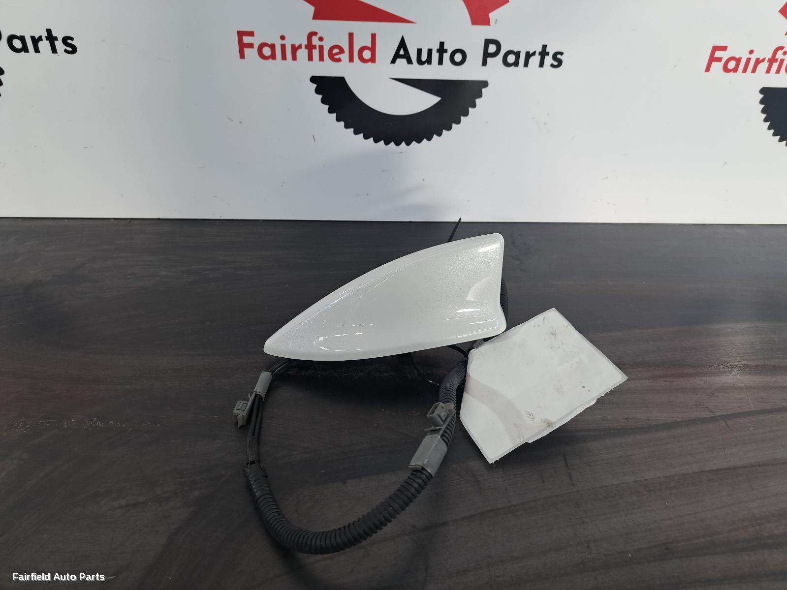2016-2021 Honda Civic Antenna