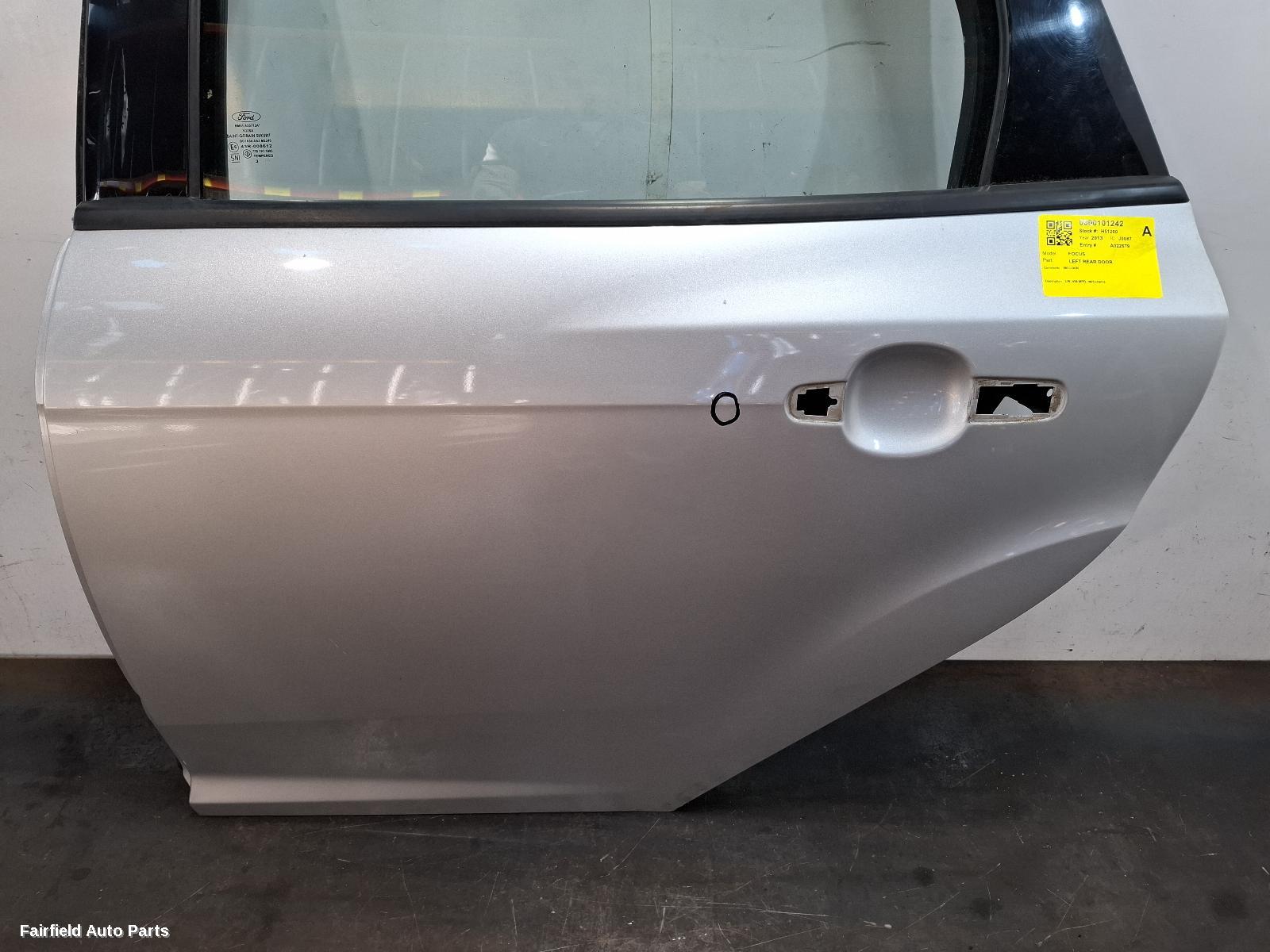 2012-2015 Ford Focus Left Rear Door Sliding