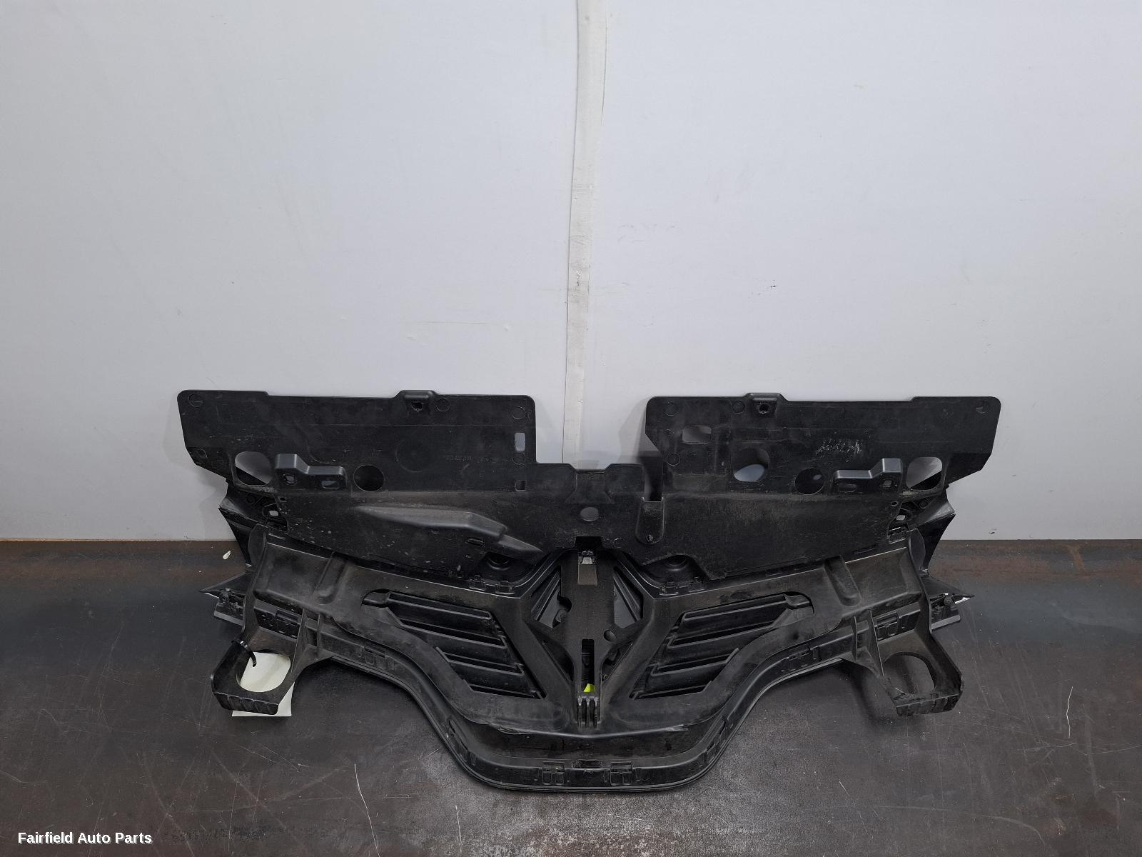2014-2017 Renault Captur Grille