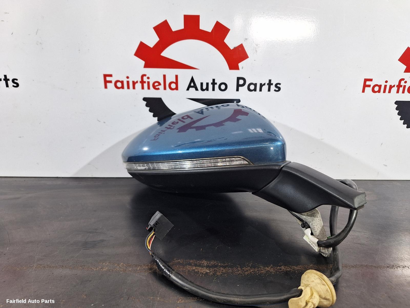2013-2017 Volkswagen Golf Right Door Mirror